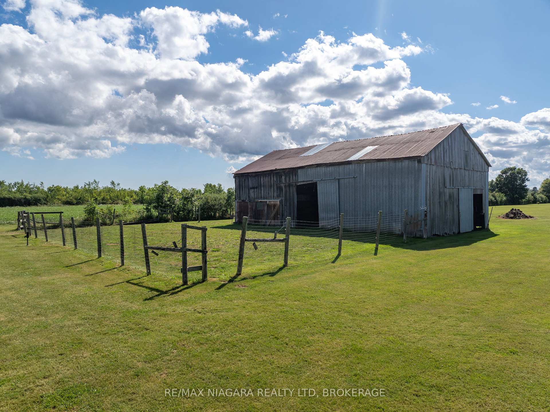 Photo 38 of 11871 Sodom Road, Niagara Falls, Lyons Creek — HOMEH