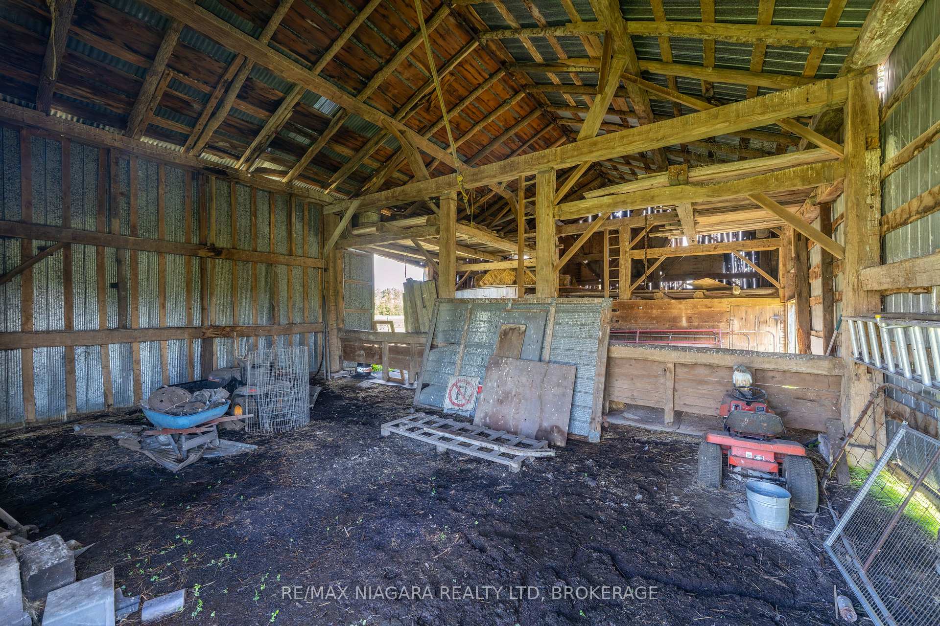 Photo 39 of 11871 Sodom Road, Niagara Falls, Lyons Creek — HOMEH