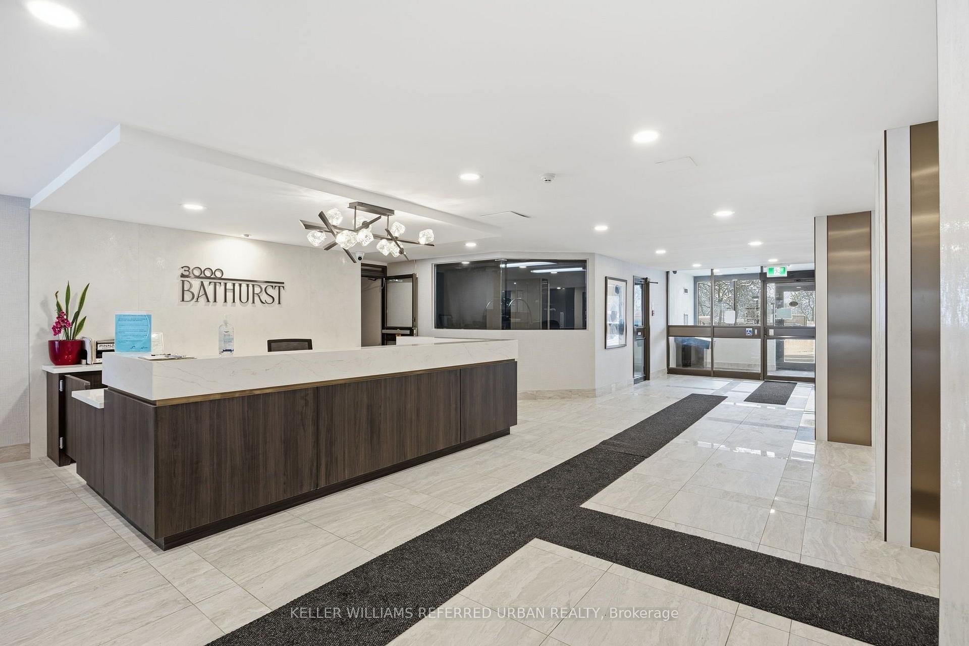 Photo 3 of Unit 1501, 3000 Bathurst Street, Toronto, Englemount-Lawrence — HOMEH