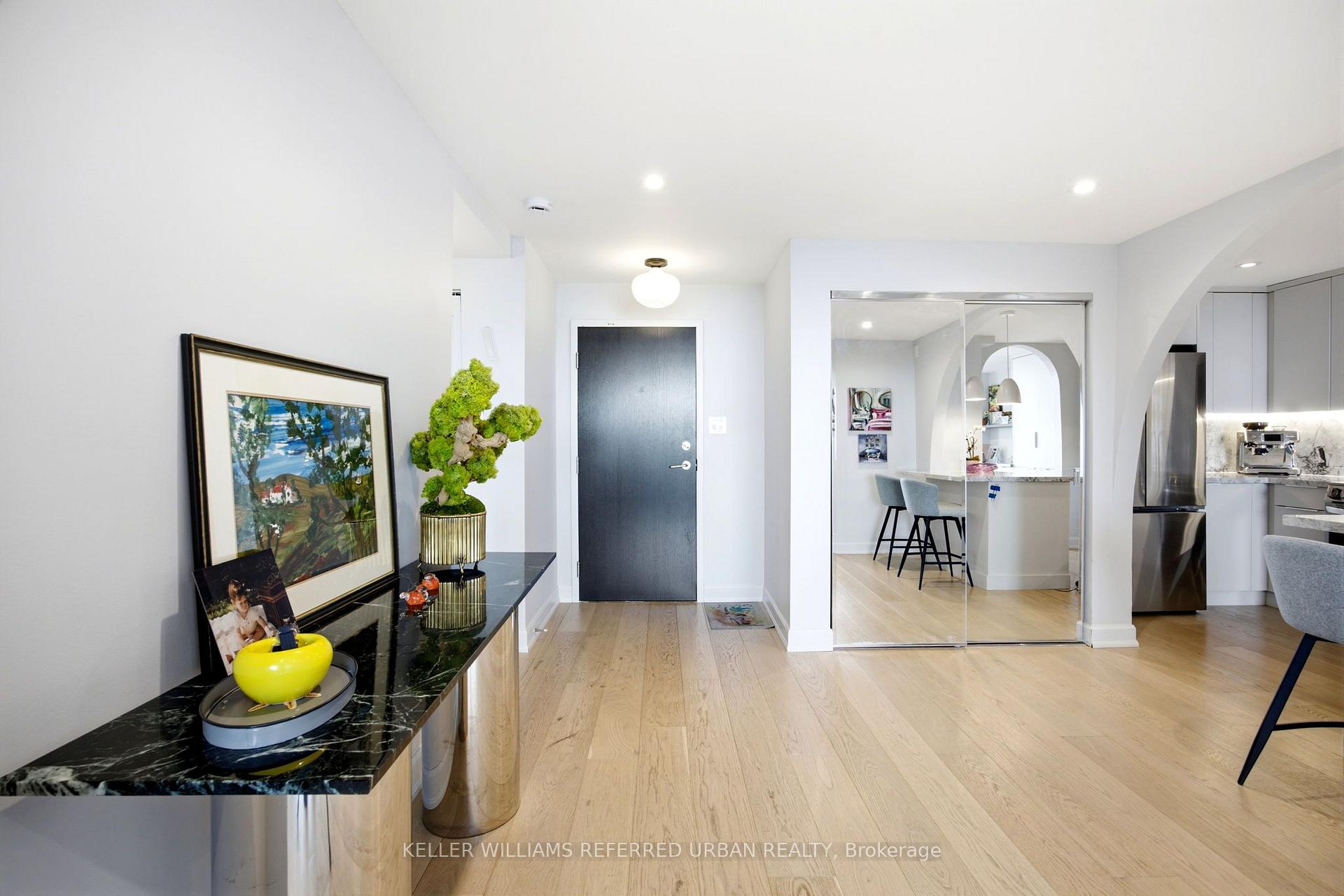 Photo 4 of Unit 1501, 3000 Bathurst Street, Toronto, Englemount-Lawrence — HOMEH