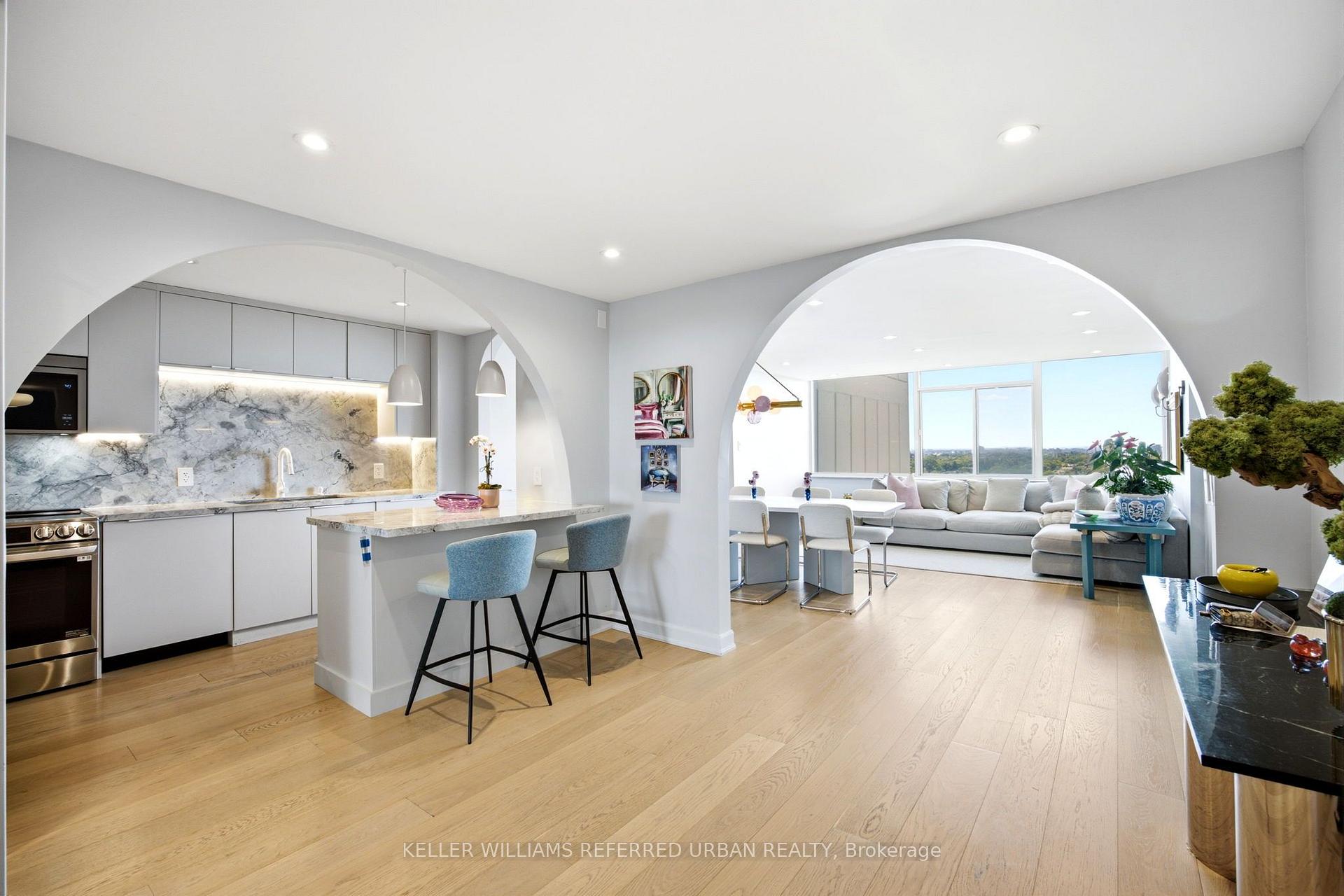 Photo 5 of Unit 1501, 3000 Bathurst Street, Toronto, Englemount-Lawrence — HOMEH