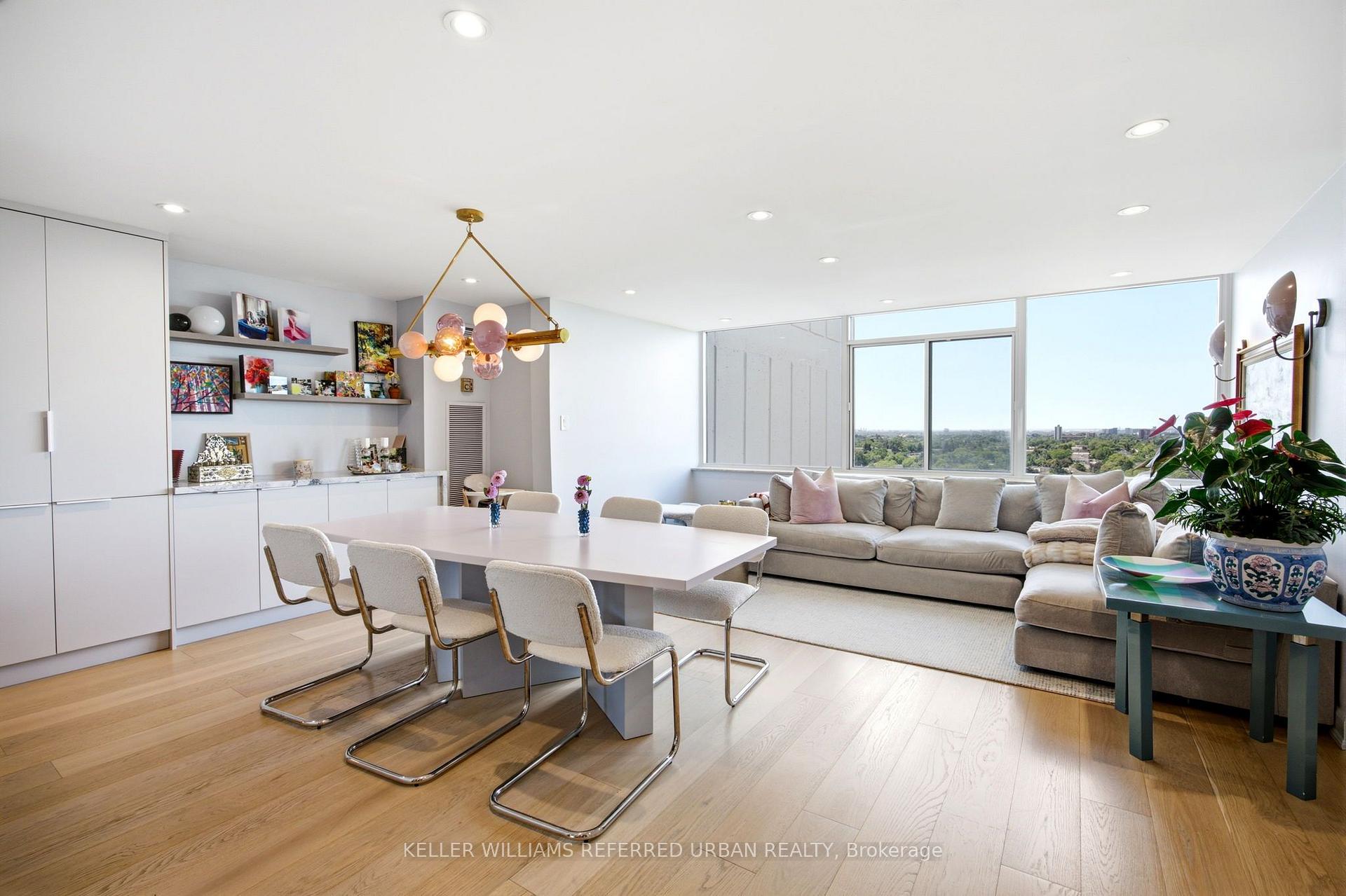 Photo 7 of Unit 1501, 3000 Bathurst Street, Toronto, Englemount-Lawrence — HOMEH