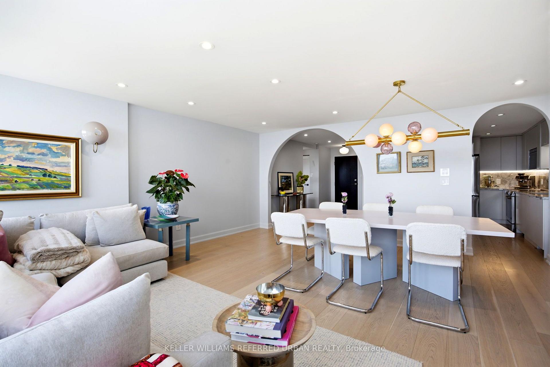 Photo 11 of Unit 1501, 3000 Bathurst Street, Toronto, Englemount-Lawrence — HOMEH