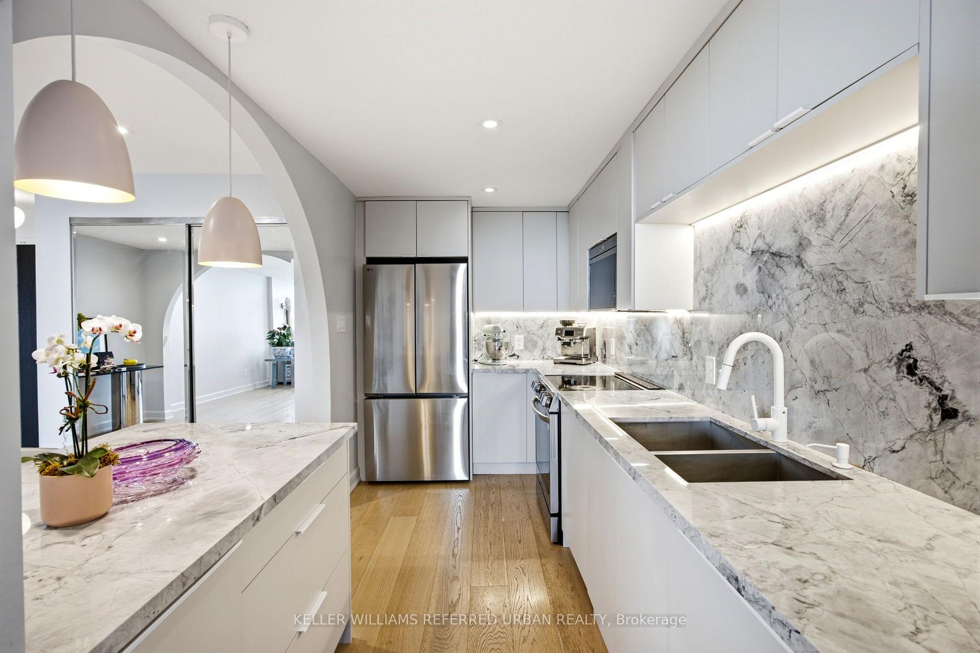 Photo 15 of Unit 1501, 3000 Bathurst Street, Toronto, Englemount-Lawrence — HOMEH