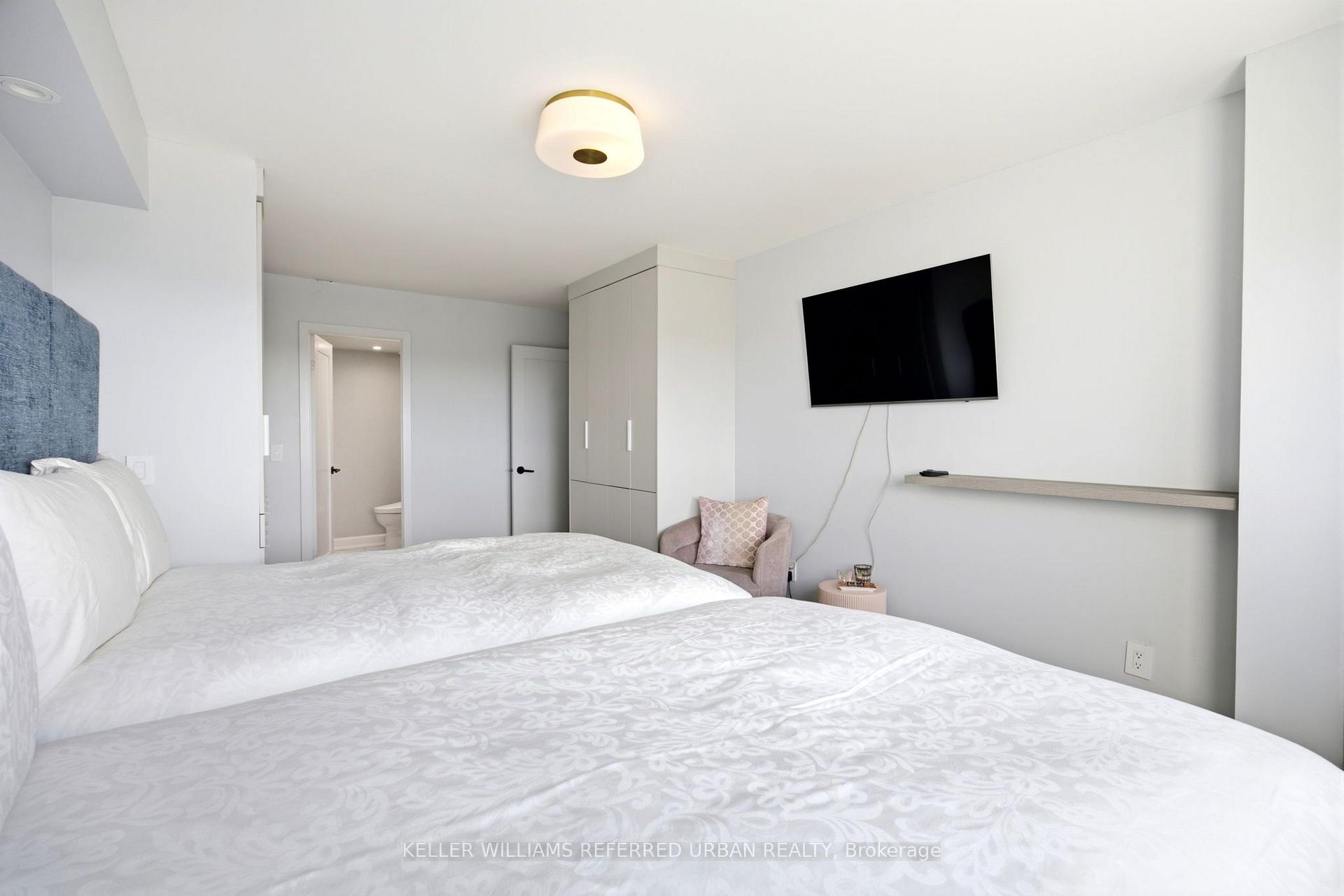 Photo 20 of Unit 1501, 3000 Bathurst Street, Toronto, Englemount-Lawrence — HOMEH