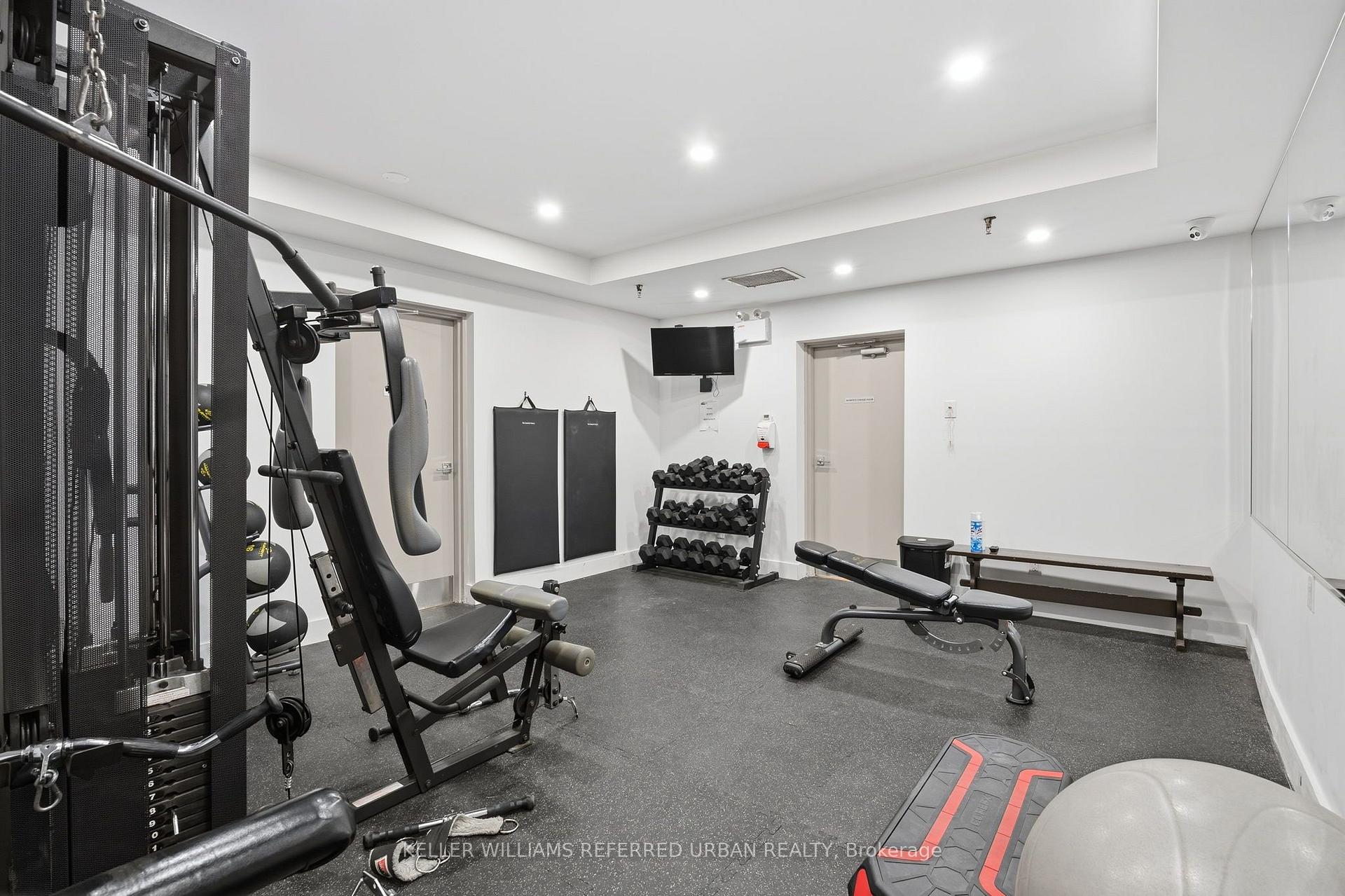 Photo 28 of Unit 1501, 3000 Bathurst Street, Toronto, Englemount-Lawrence — HOMEH