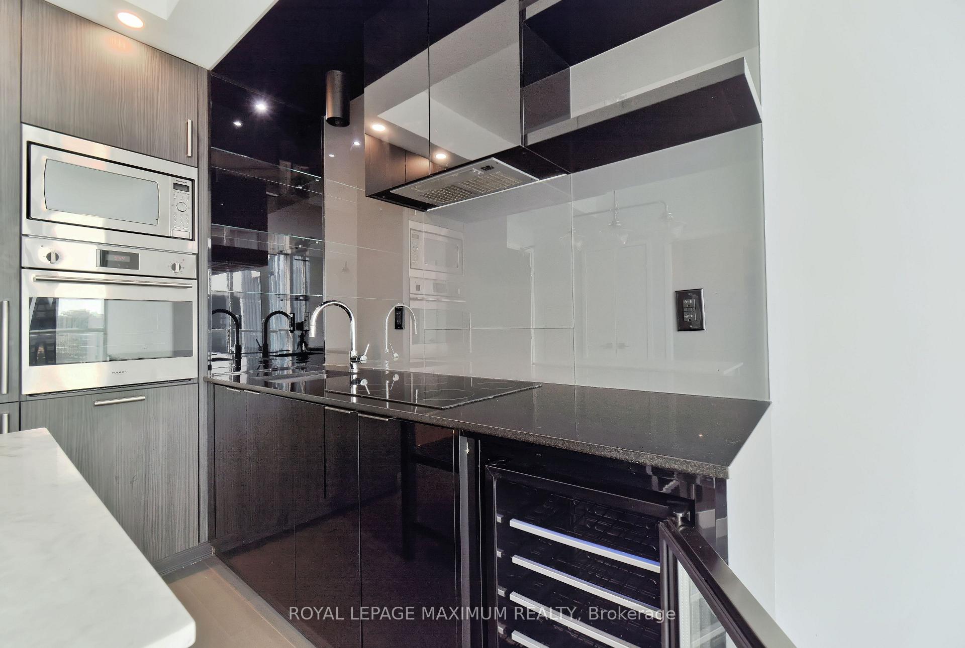Photo 15 of Unit PH09, 70 Temperance Street, Toronto, Bay Street Corridor — HOMEH