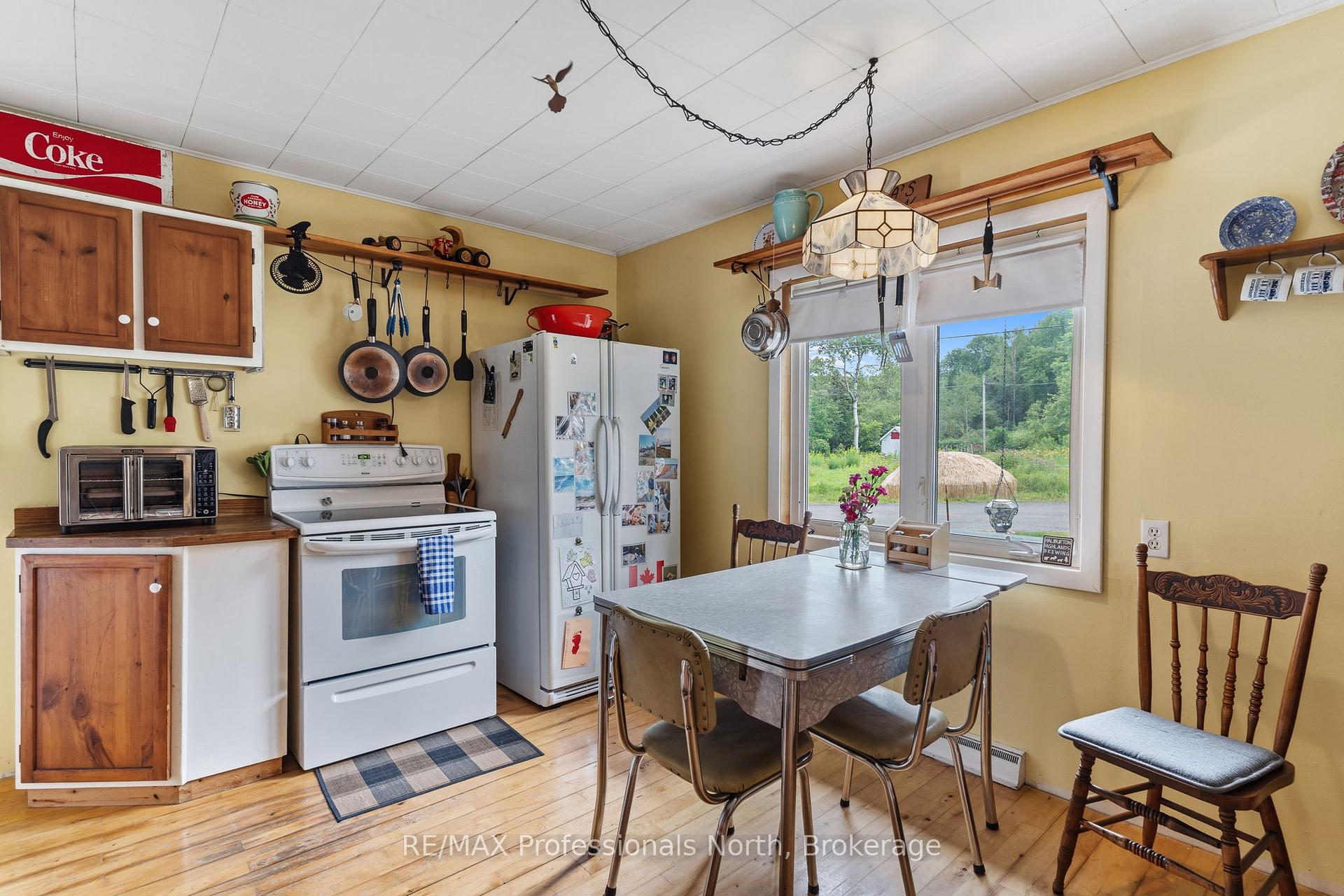 Photo 10 of 1B Lyons Street, Minden Hills, Minden — HOMEH