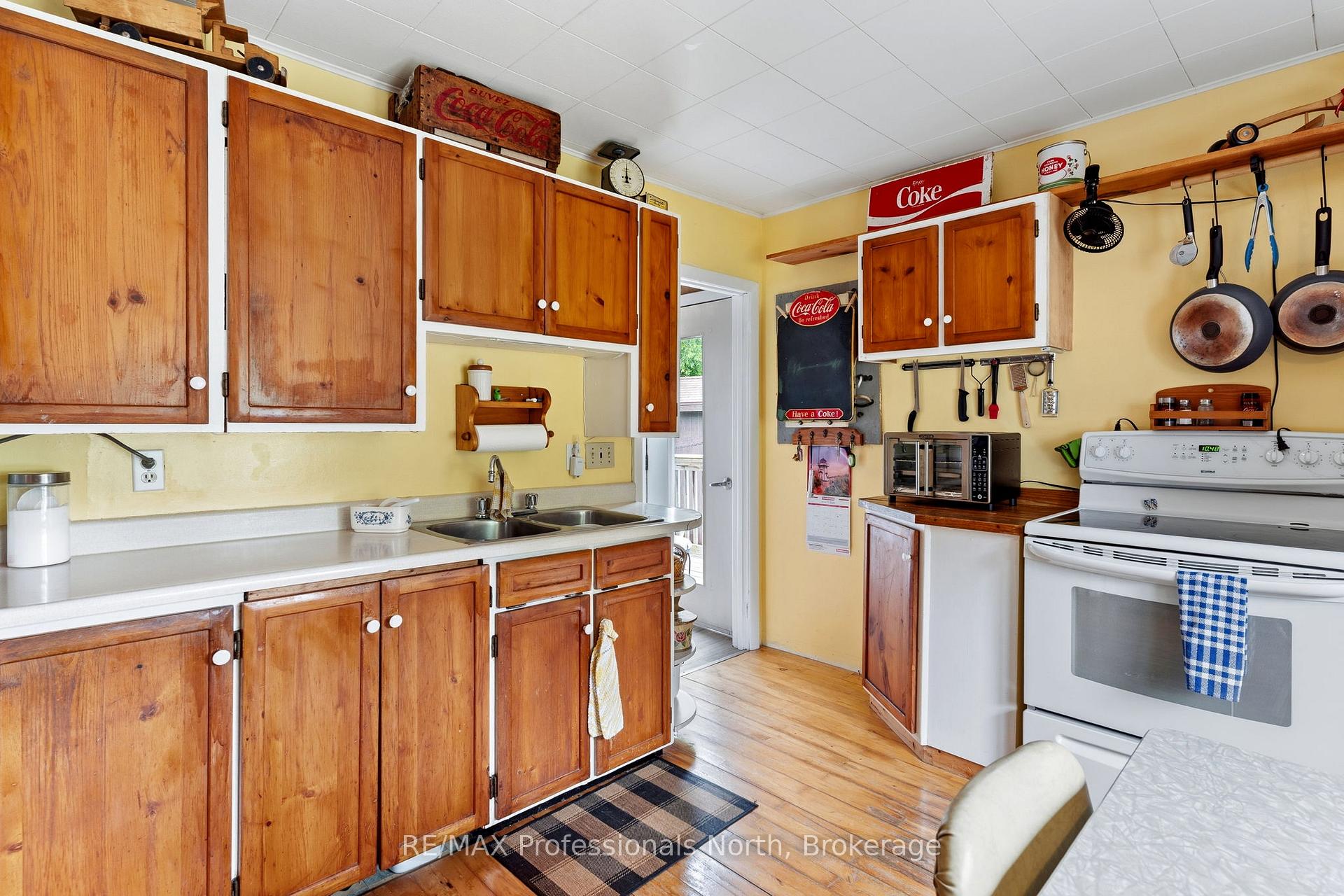 Photo 13 of 1B Lyons Street, Minden Hills, Minden — HOMEH