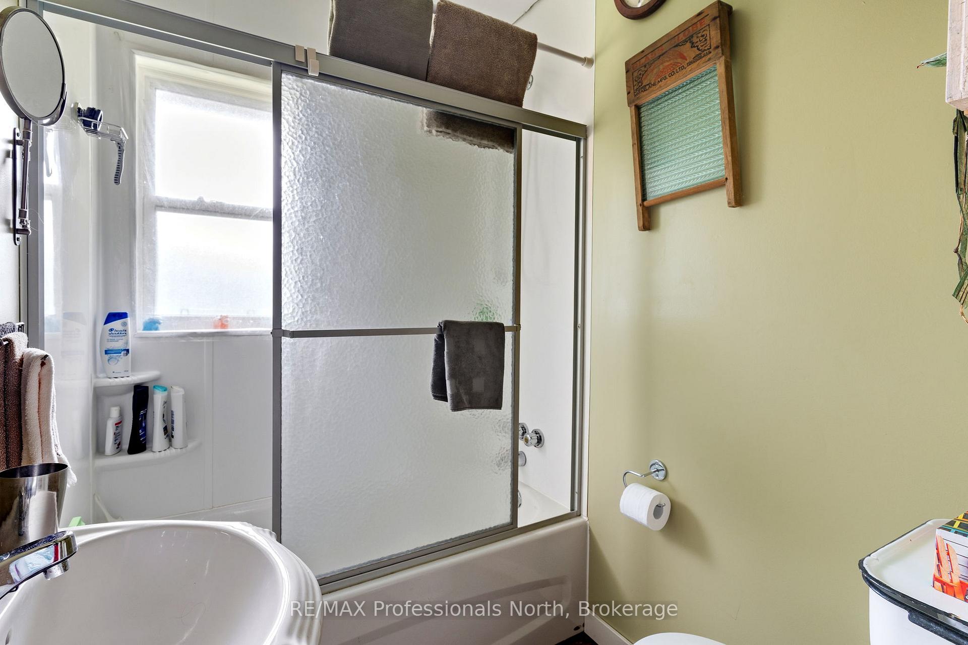 Photo 15 of 1B Lyons Street, Minden Hills, Minden — HOMEH