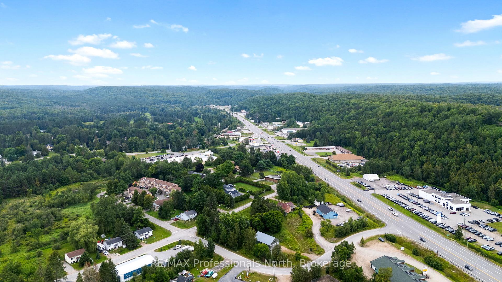 Photo 31 of 1B Lyons Street, Minden Hills, Minden — HOMEH