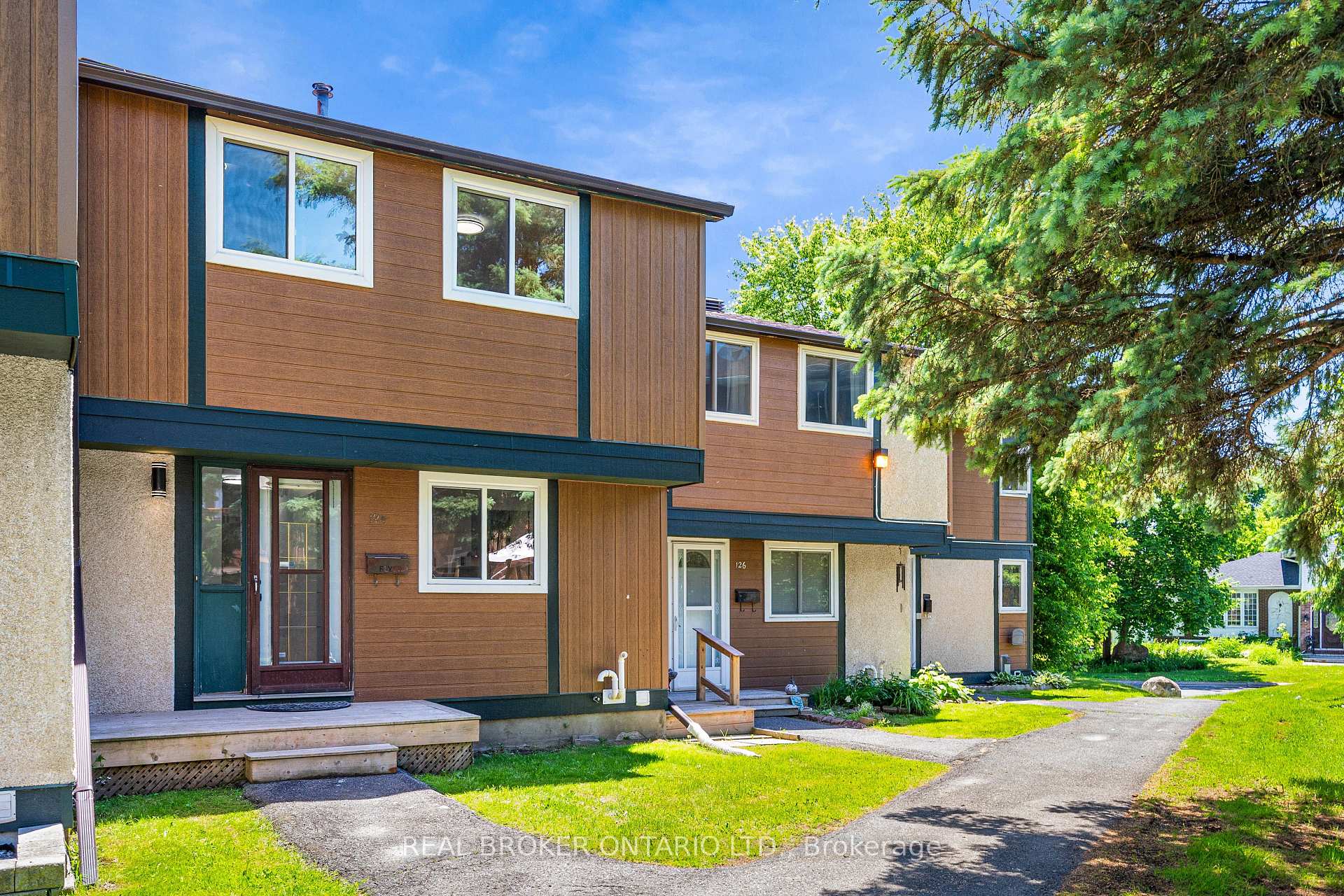 Photo 1 of Unit 124, 1449 Ridgebrook Drive, Ottawa, Pineview — HOMEH