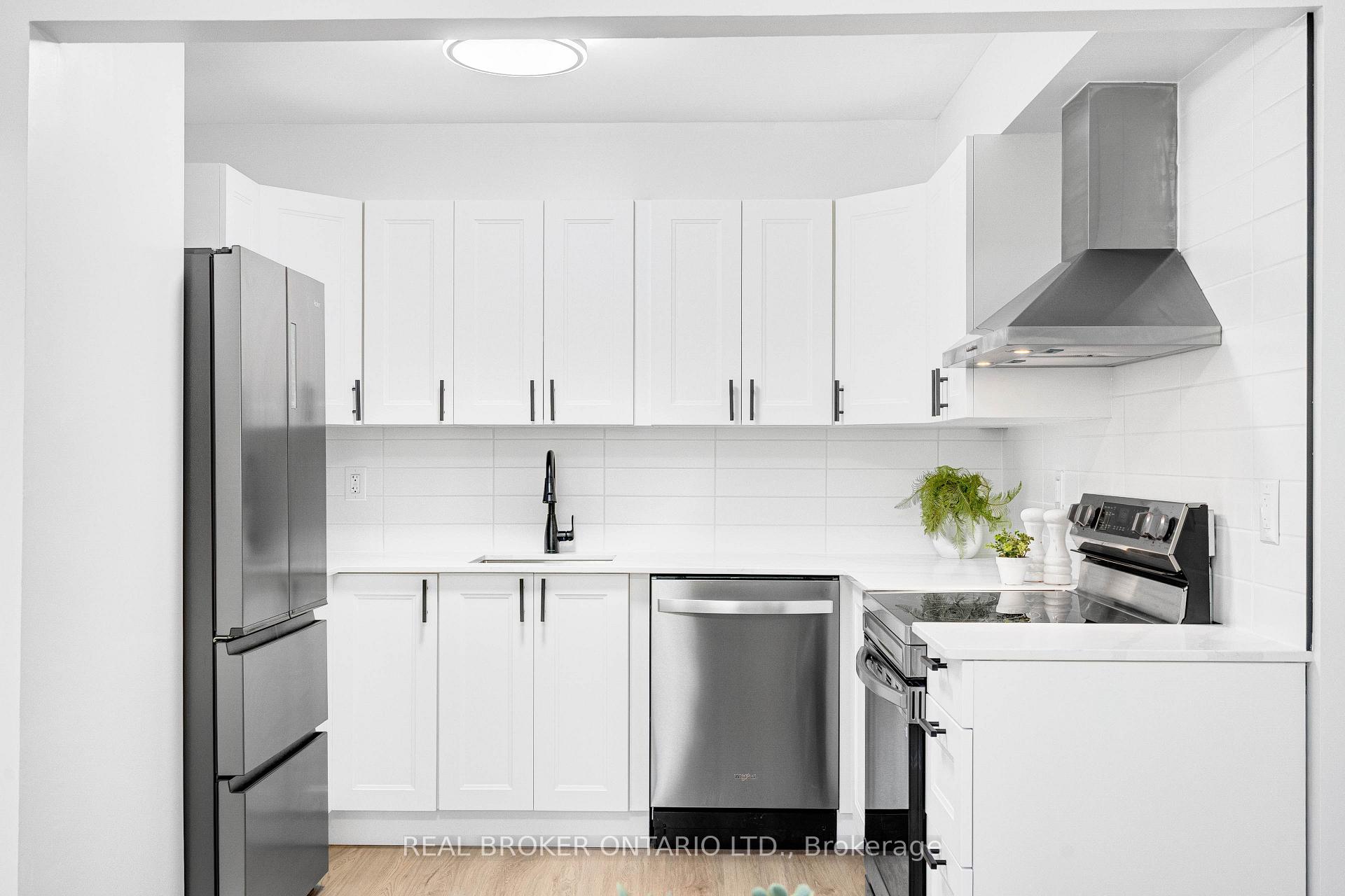 Photo 9 of Unit 124, 1449 Ridgebrook Drive, Ottawa, Pineview — HOMEH