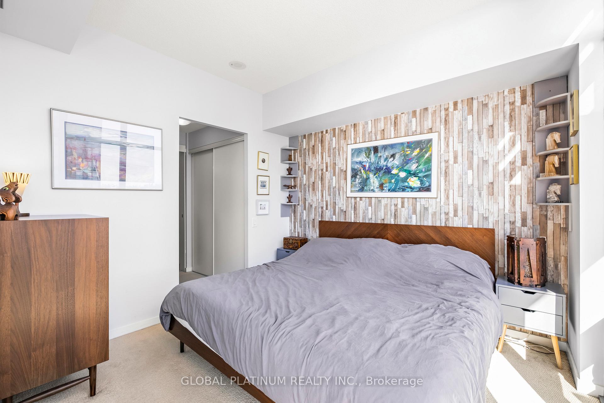 Photo 17 of Unit 2014, 105 The Queensway Way, Toronto, High Park-Swansea — HOMEH