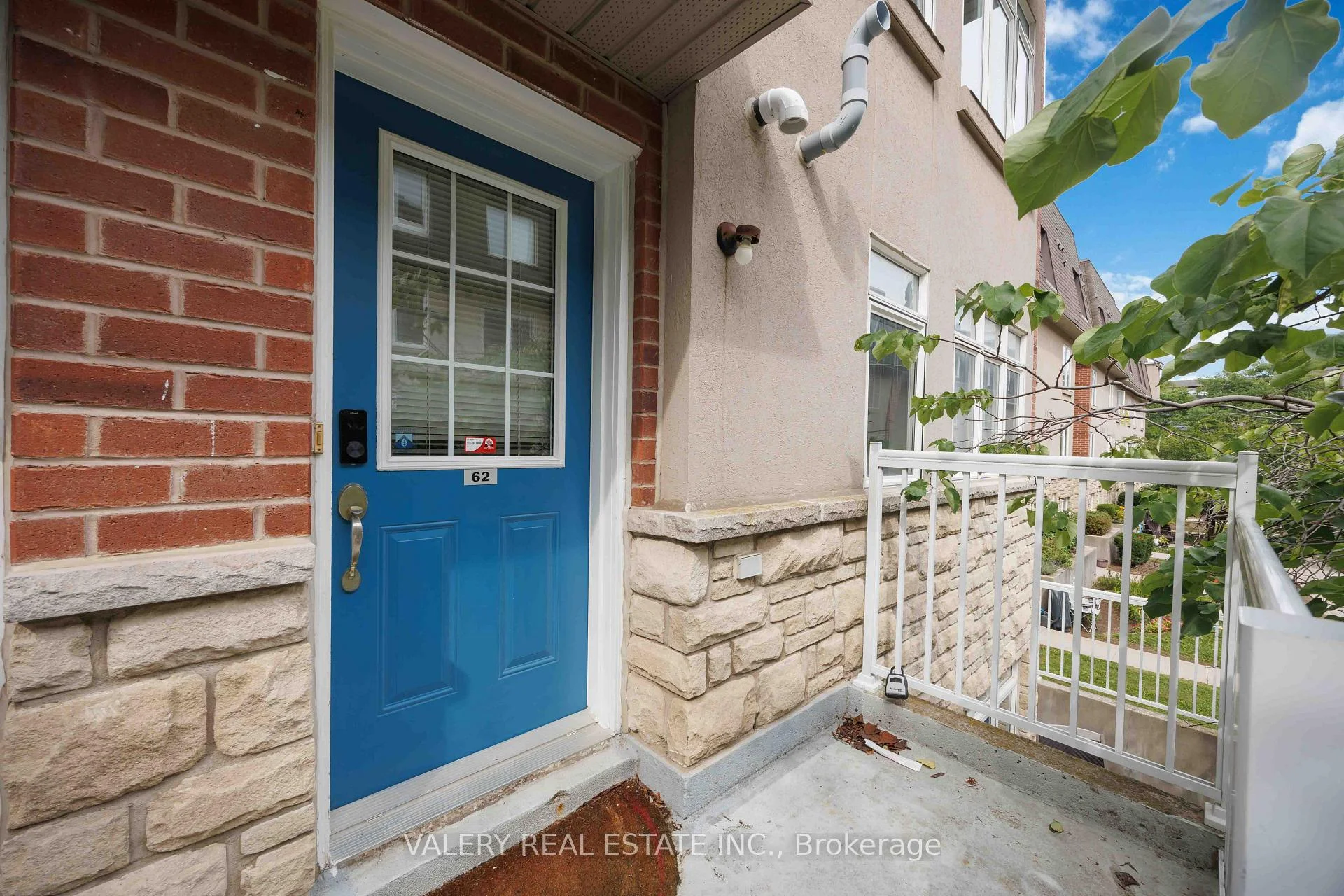 Photo 6 of Unit 62, 50 Turntable Crescent, Toronto, Dovercourt-Wallace Emerson-Junction — HOMEH