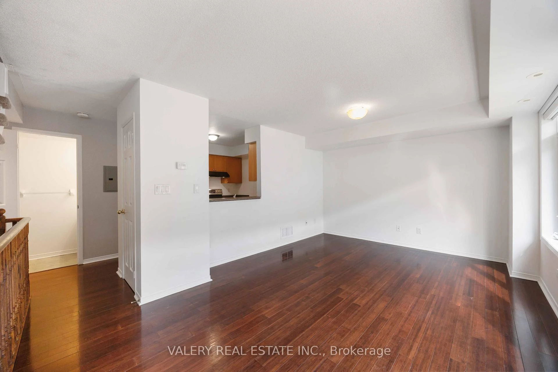 Photo 12 of Unit 62, 50 Turntable Crescent, Toronto, Dovercourt-Wallace Emerson-Junction — HOMEH