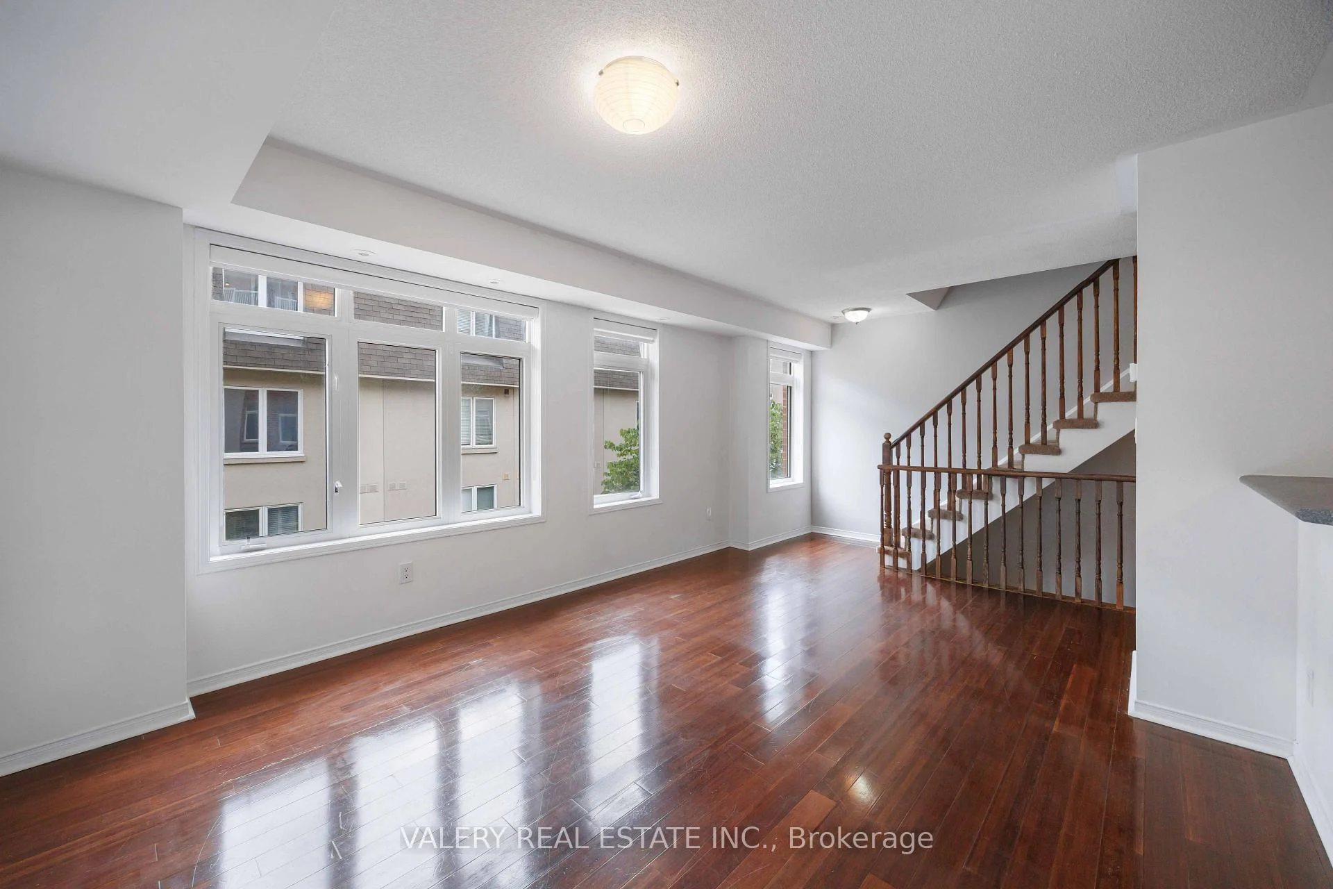 Photo 16 of Unit 62, 50 Turntable Crescent, Toronto, Dovercourt-Wallace Emerson-Junction — HOMEH