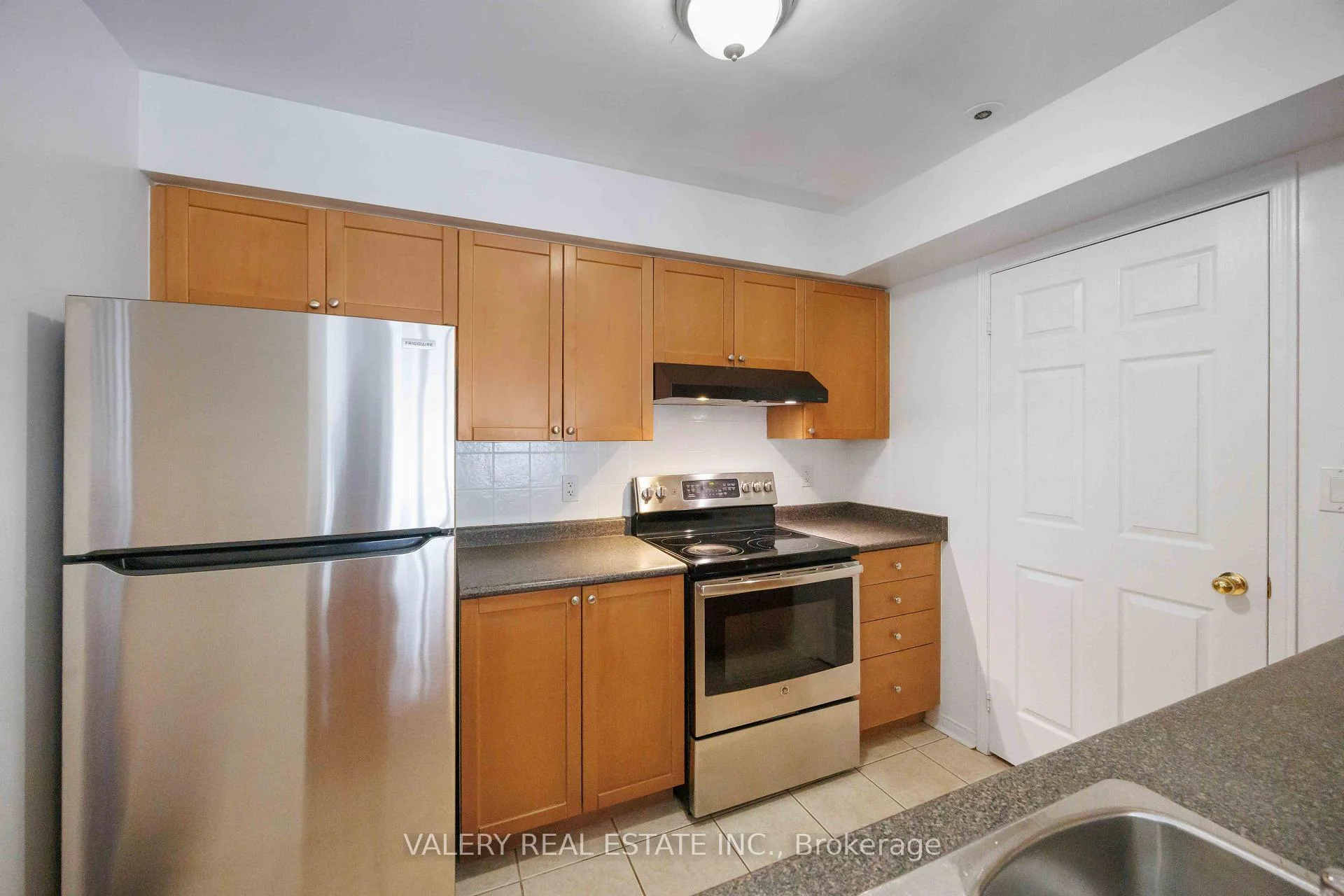 Photo 22 of Unit 62, 50 Turntable Crescent, Toronto, Dovercourt-Wallace Emerson-Junction — HOMEH