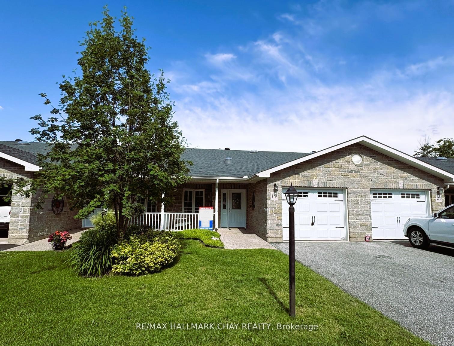 Photo 1 of 19 Greenway Drive, Wasaga Beach — HOMEH