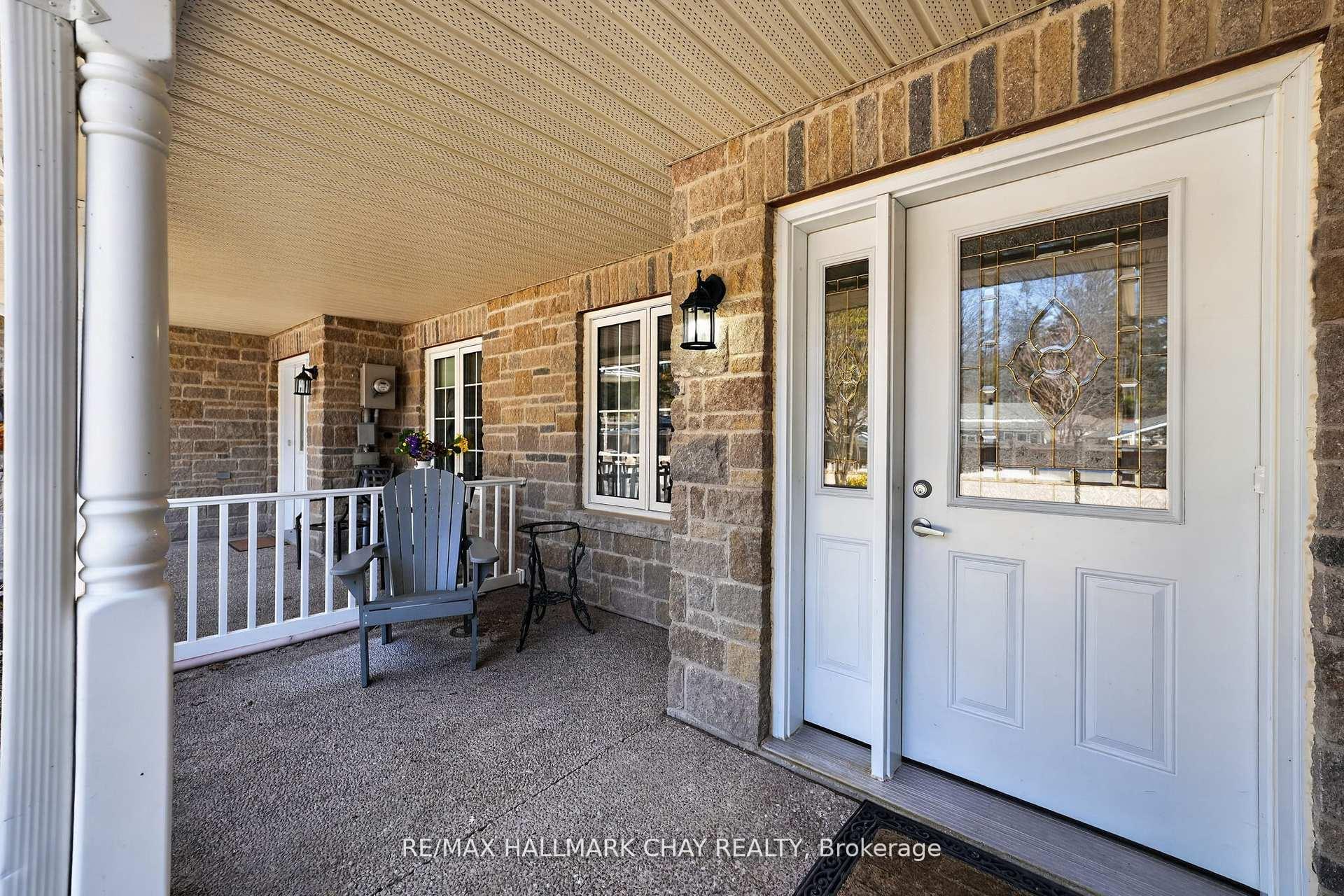 Photo 3 of 19 Greenway Drive, Wasaga Beach — HOMEH