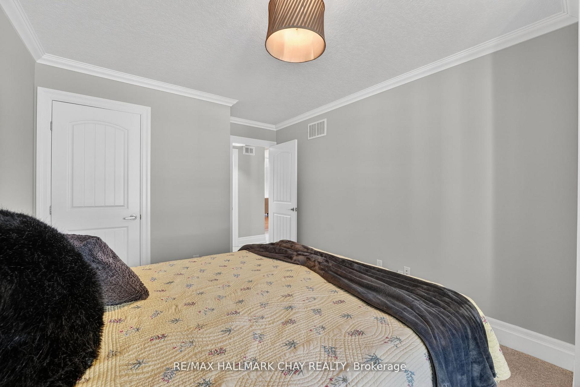 Photo 23 of 19 Greenway Drive, Wasaga Beach — HOMEH
