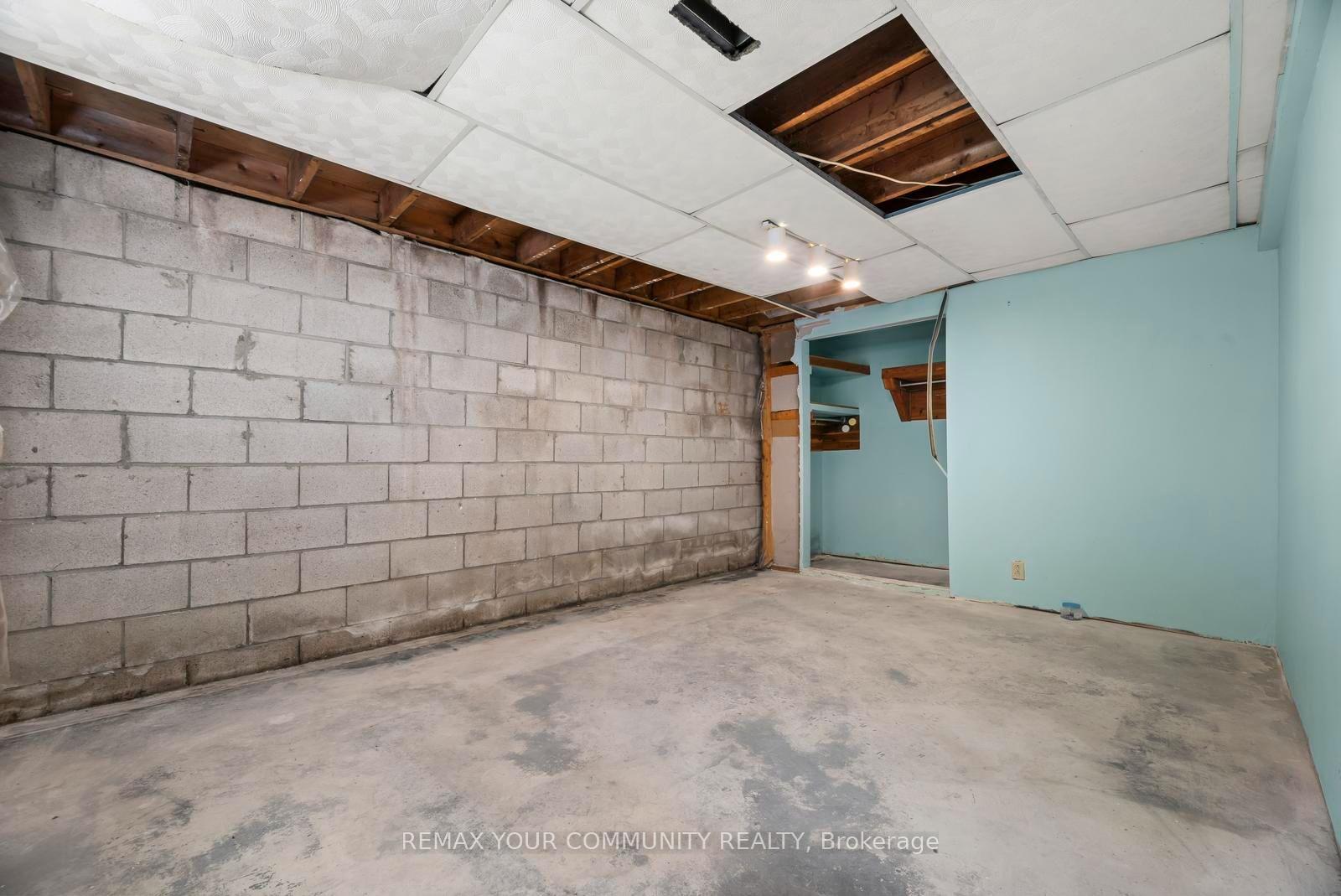 Photo 15 of 566 Highland Crescent, Brock, Beaverton — HOMEH