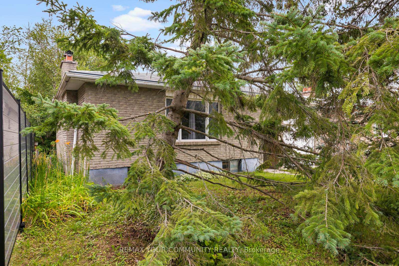 Photo 33 of 566 Highland Crescent, Brock, Beaverton — HOMEH