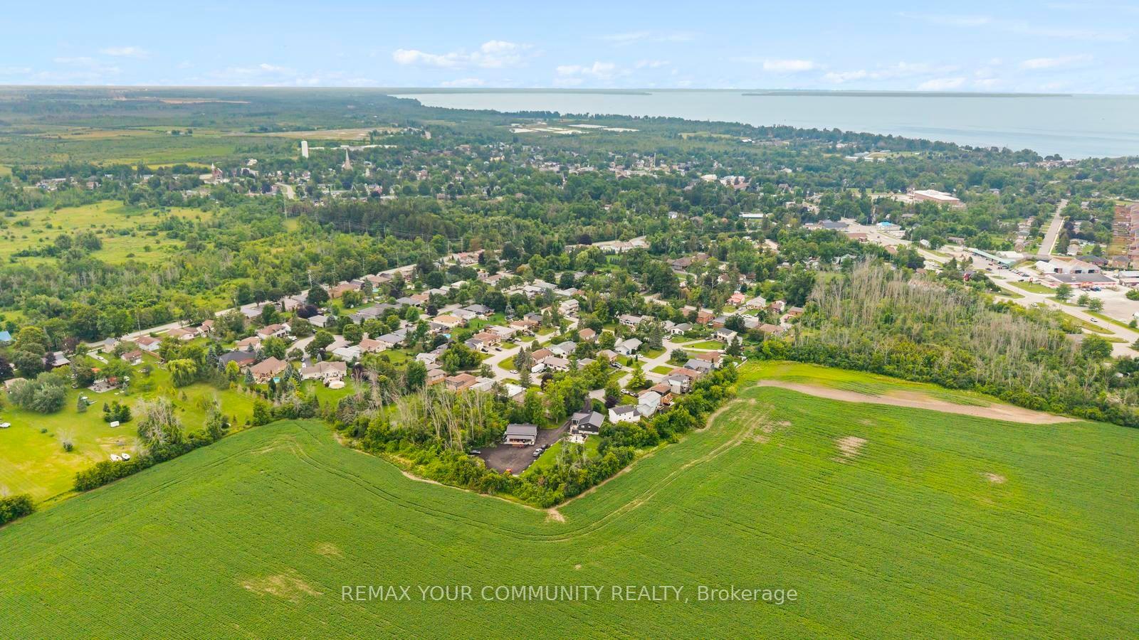 Photo 44 of 566 Highland Crescent, Brock, Beaverton — HOMEH