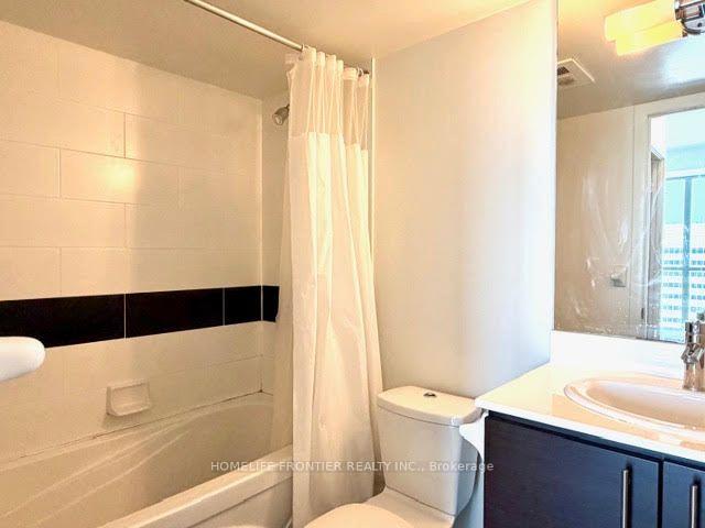 Photo 11 of Unit PH201, 17 Anndale Drive, North York, Willowdale East — HOMEH