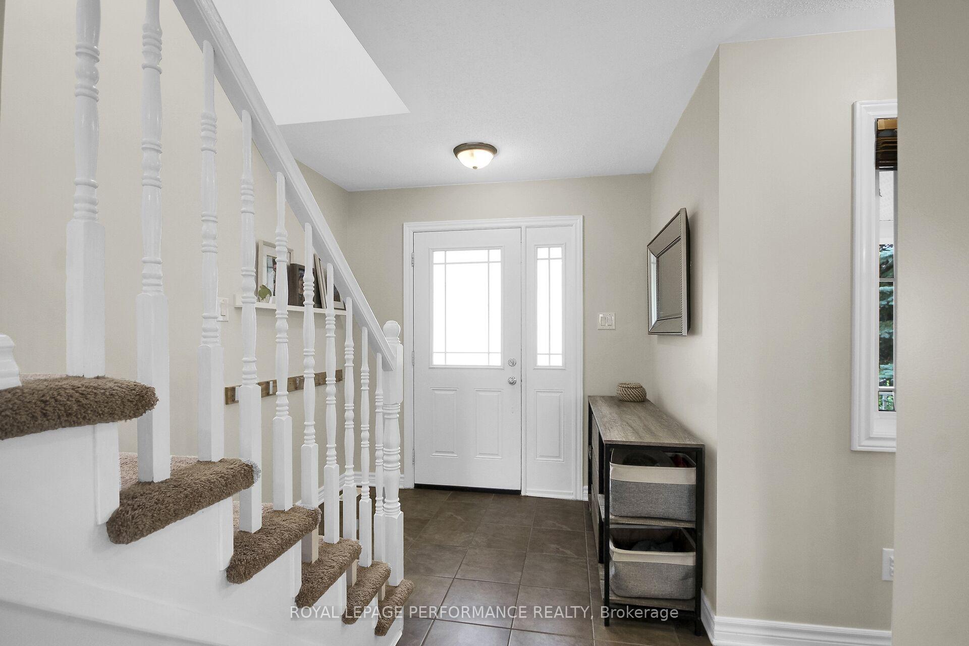 Photo 4 of 1331 Klondike Road, Ottawa, Kanata - Morgan's Grant/South March — HOMEH