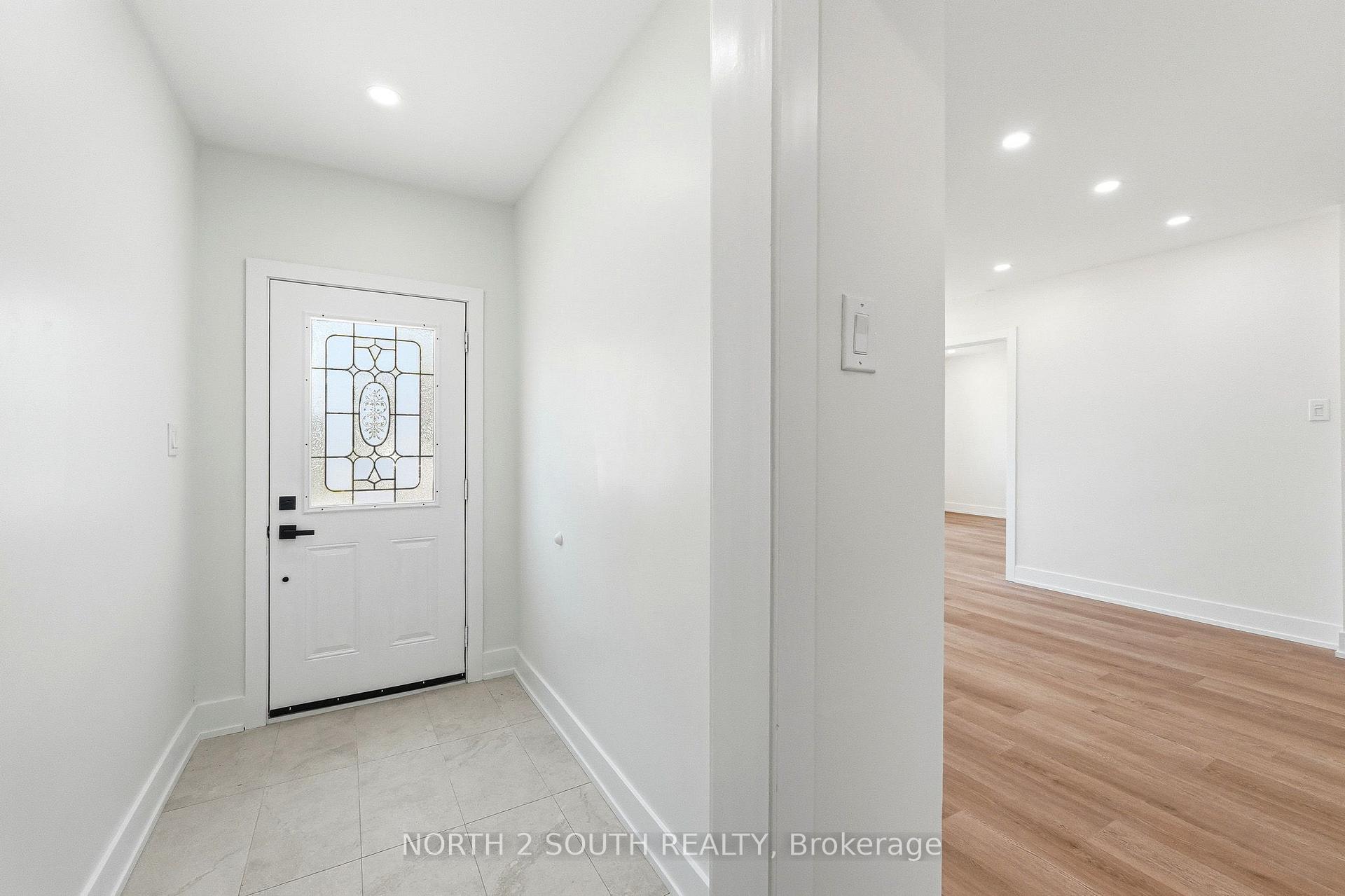 Photo 4 of 63 Chester Road, Hamilton, Stoney Creek — HOMEH