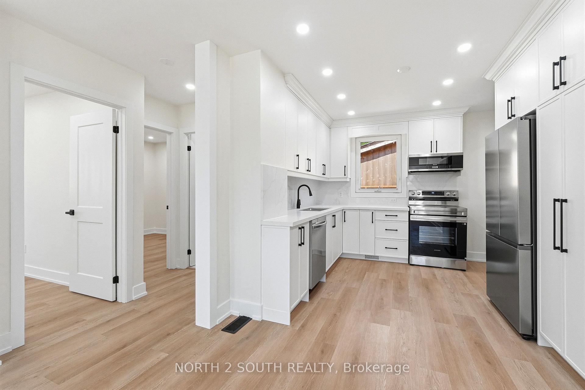 Photo 9 of 63 Chester Road, Hamilton, Stoney Creek — HOMEH