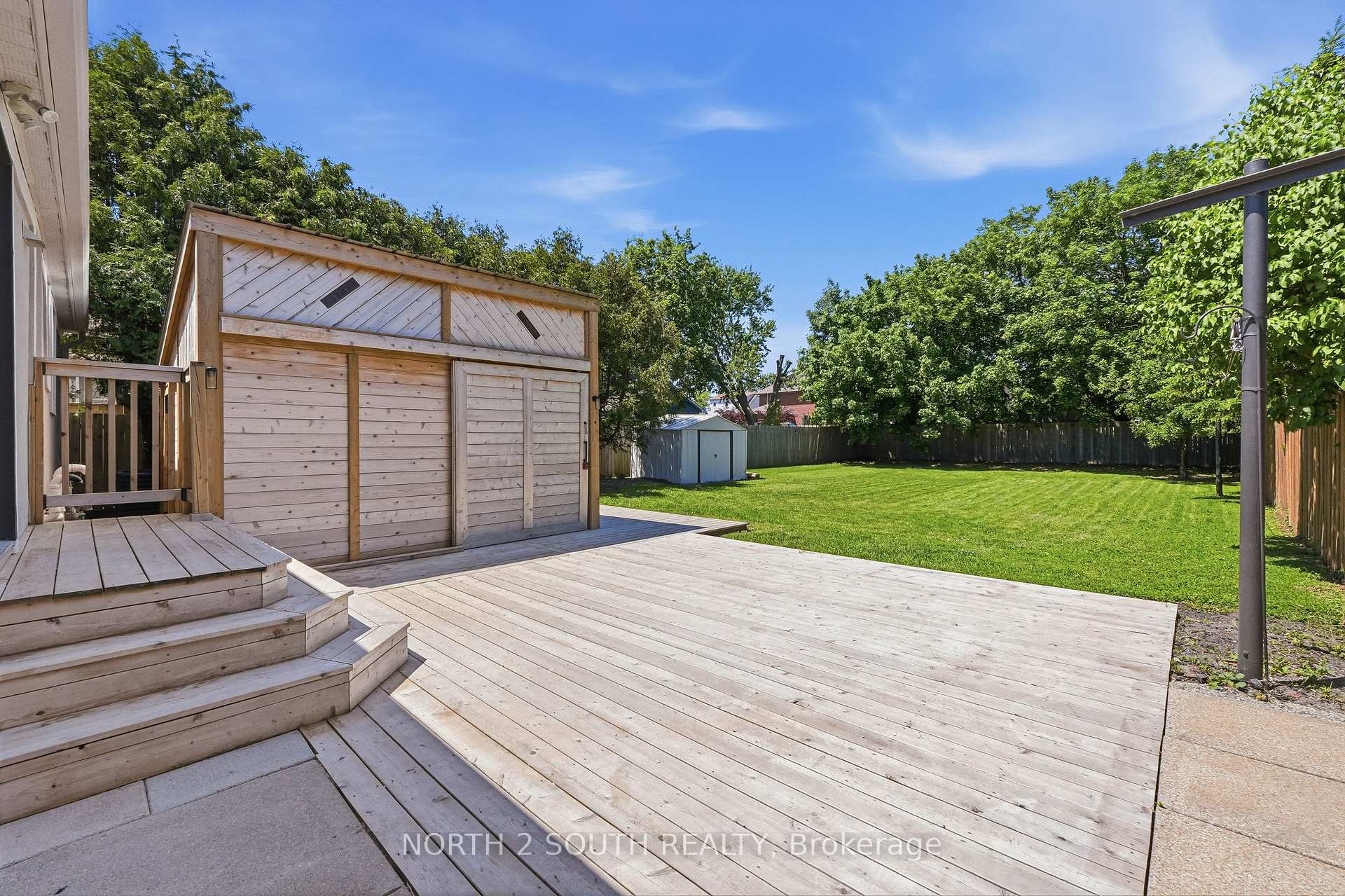 Photo 26 of 63 Chester Road, Hamilton, Stoney Creek — HOMEH