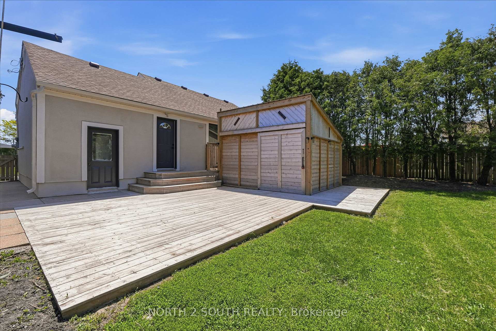 Photo 28 of 63 Chester Road, Hamilton, Stoney Creek — HOMEH