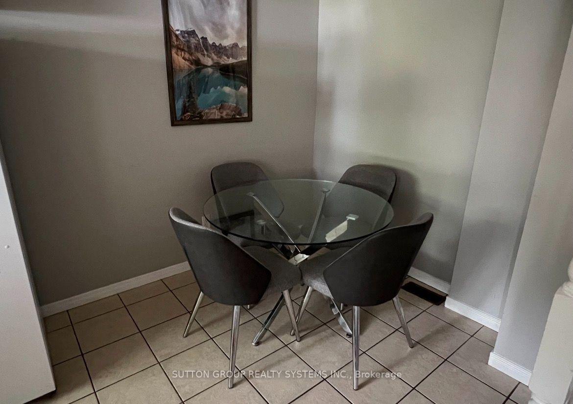 Photo 7 of Unit 19, 211 Veronica Drive, Kitchener, Centreville Chicopee — HOMEH