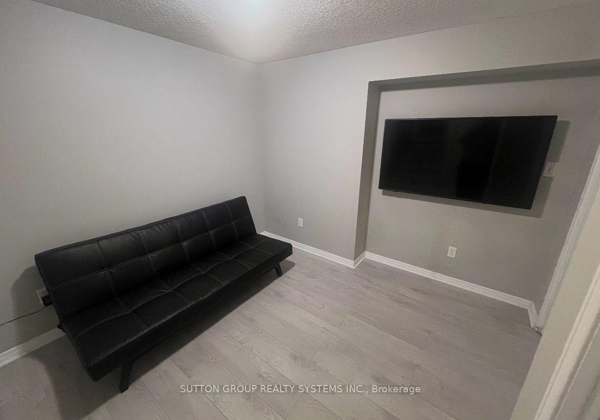 Photo 18 of Unit 19, 211 Veronica Drive, Kitchener, Centreville Chicopee — HOMEH