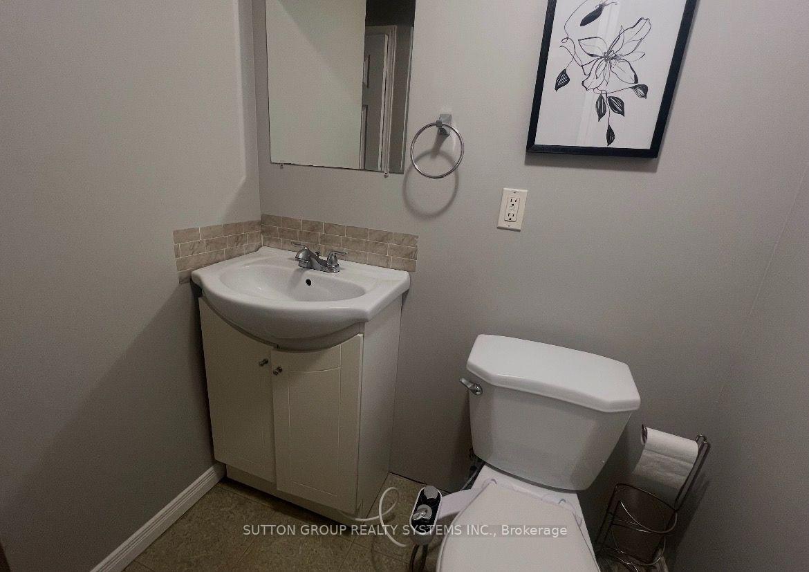 Photo 19 of Unit 19, 211 Veronica Drive, Kitchener, Centreville Chicopee — HOMEH