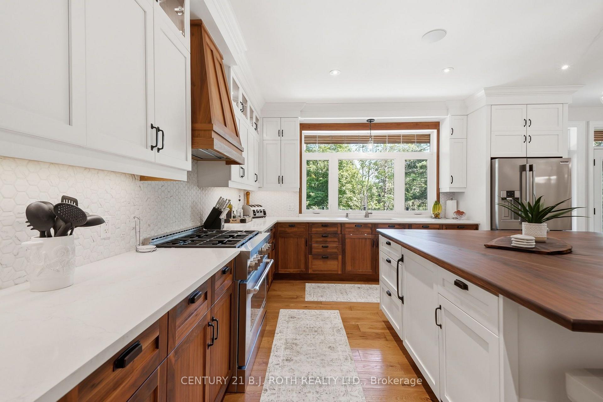 Photo 9 of 2055 Forest Valley Drive, Innisfil, Rural Innisfil — HOMEH