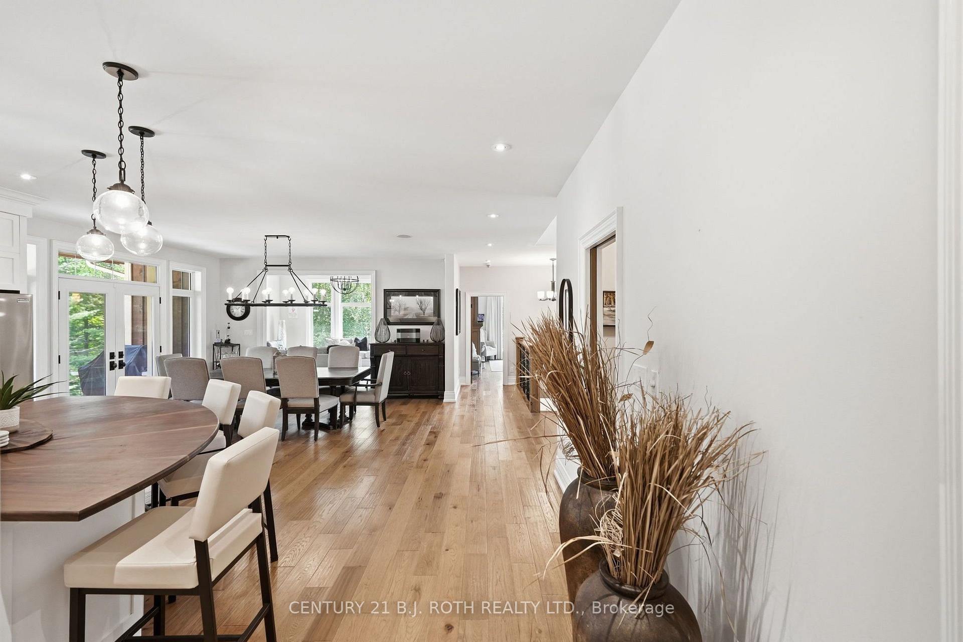 Photo 25 of 2055 Forest Valley Drive, Innisfil, Rural Innisfil — HOMEH