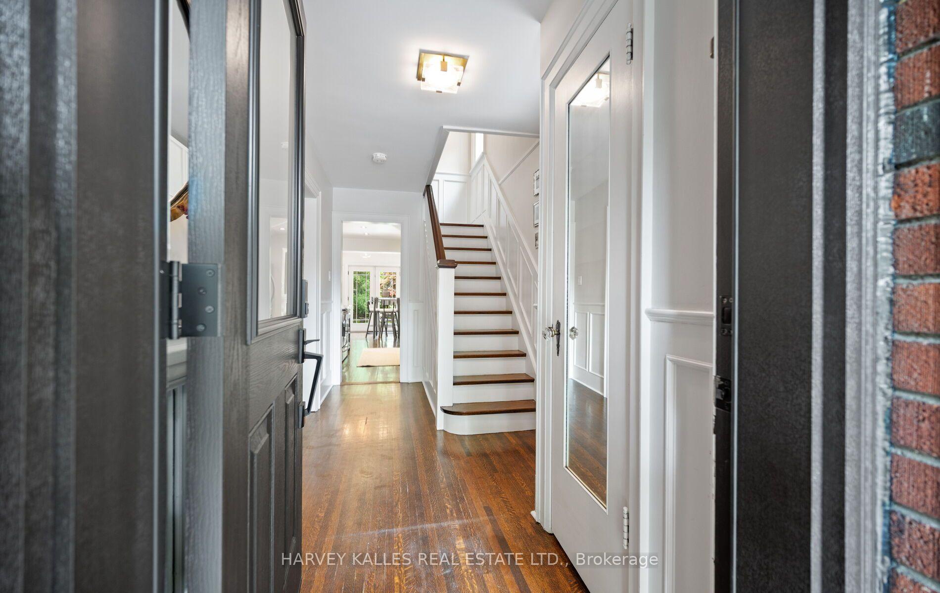 Photo 2 of 494 Roselawn Avenue, Toronto, Lawrence Park South — HOMEH