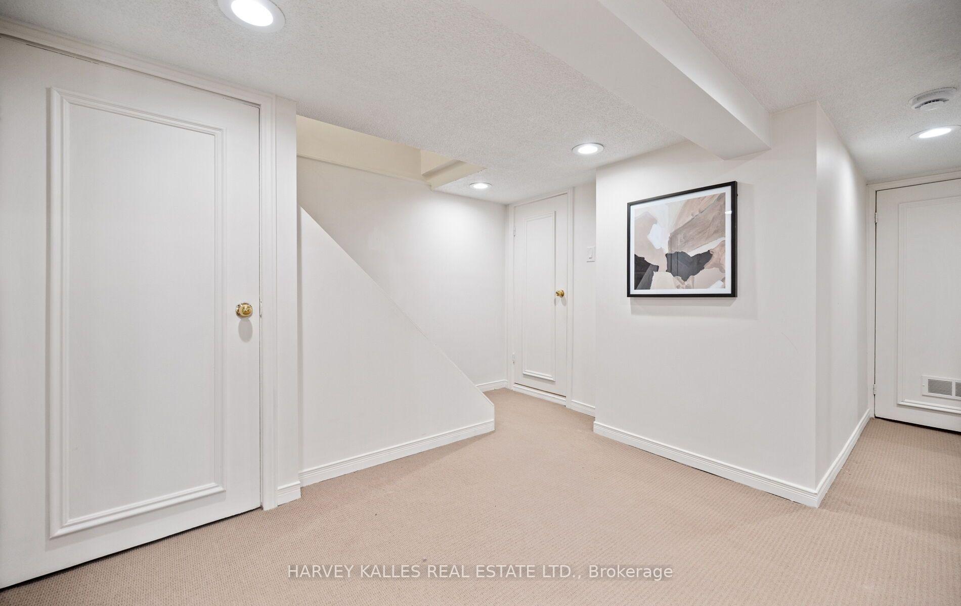 Photo 32 of 494 Roselawn Avenue, Toronto, Lawrence Park South — HOMEH