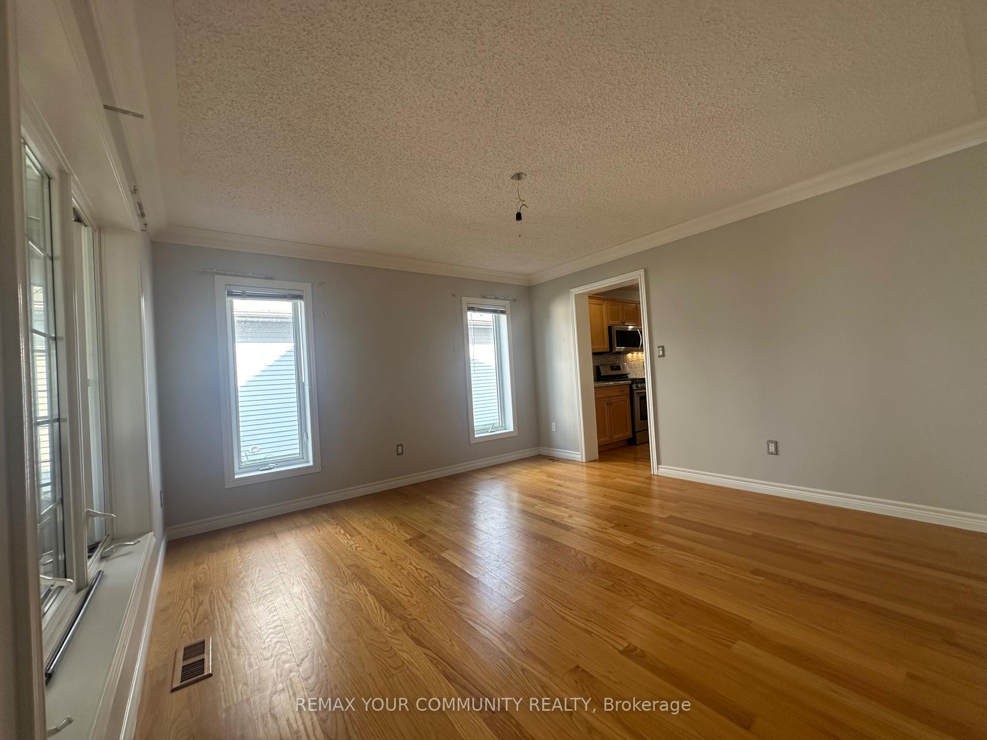 Photo 26 of 203 Lake Drive E, Georgina, Historic Lakeshore Communities — HOMEH