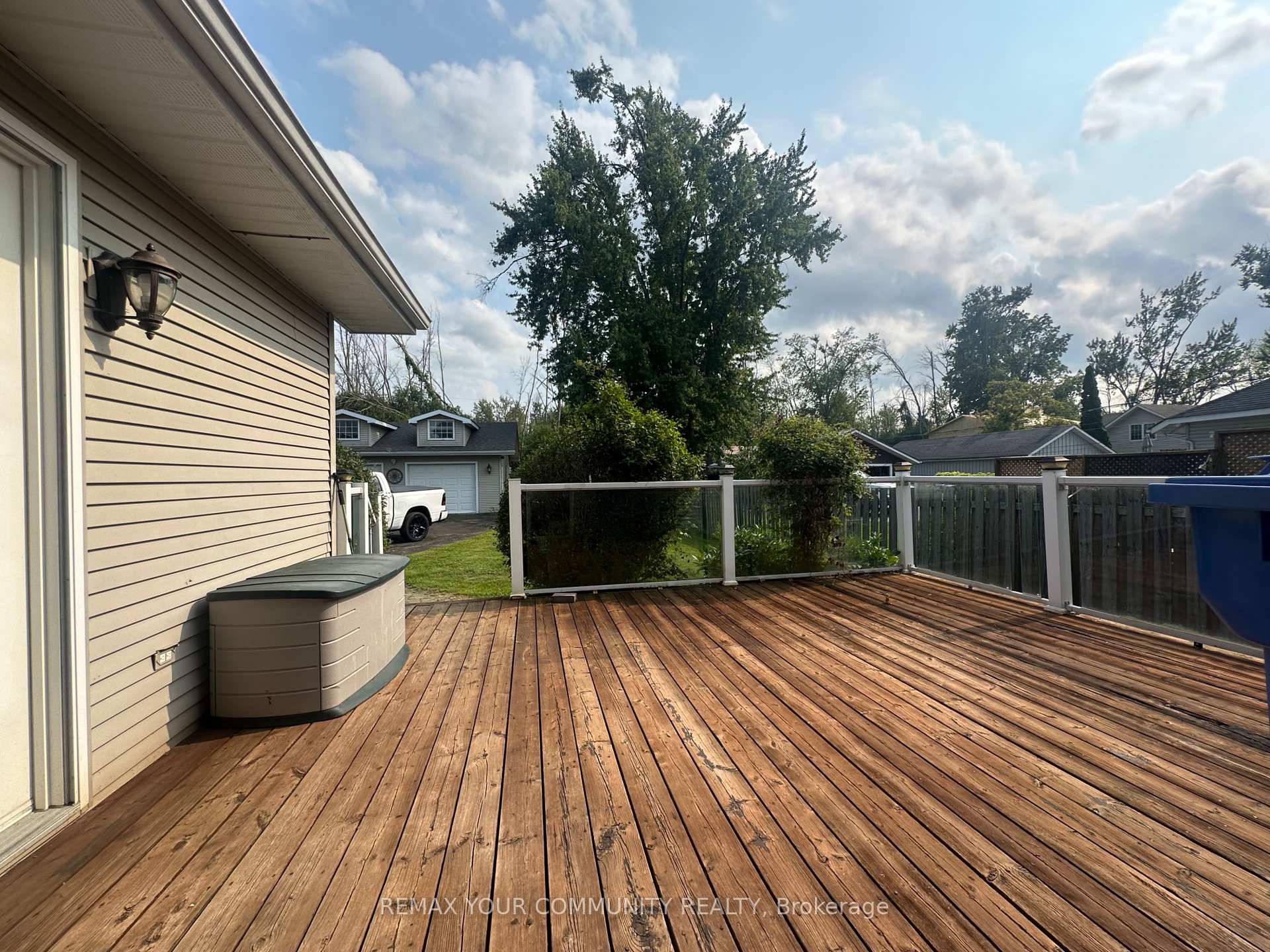 Photo 35 of 203 Lake Drive E, Georgina, Historic Lakeshore Communities — HOMEH
