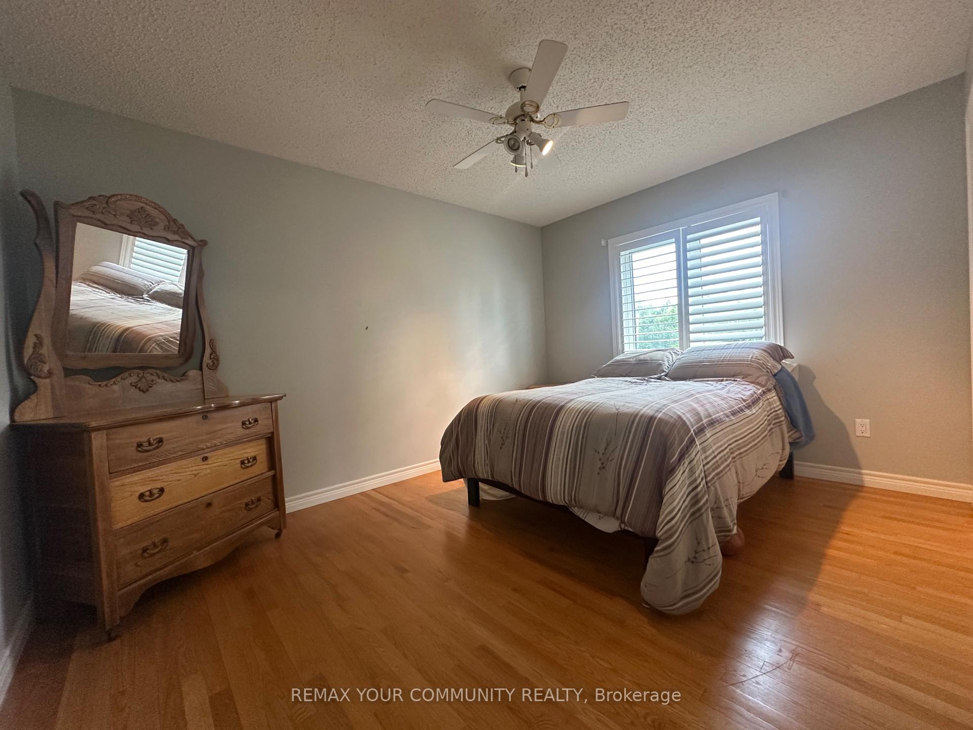 Photo 38 of 203 Lake Drive E, Georgina, Historic Lakeshore Communities — HOMEH