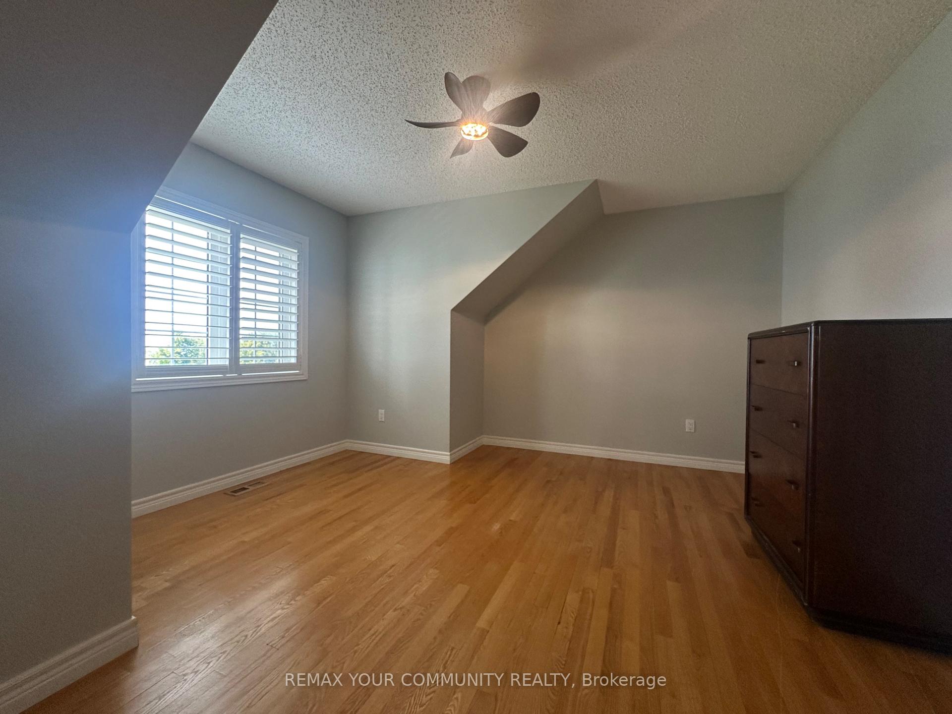 Photo 40 of 203 Lake Drive E, Georgina, Historic Lakeshore Communities — HOMEH