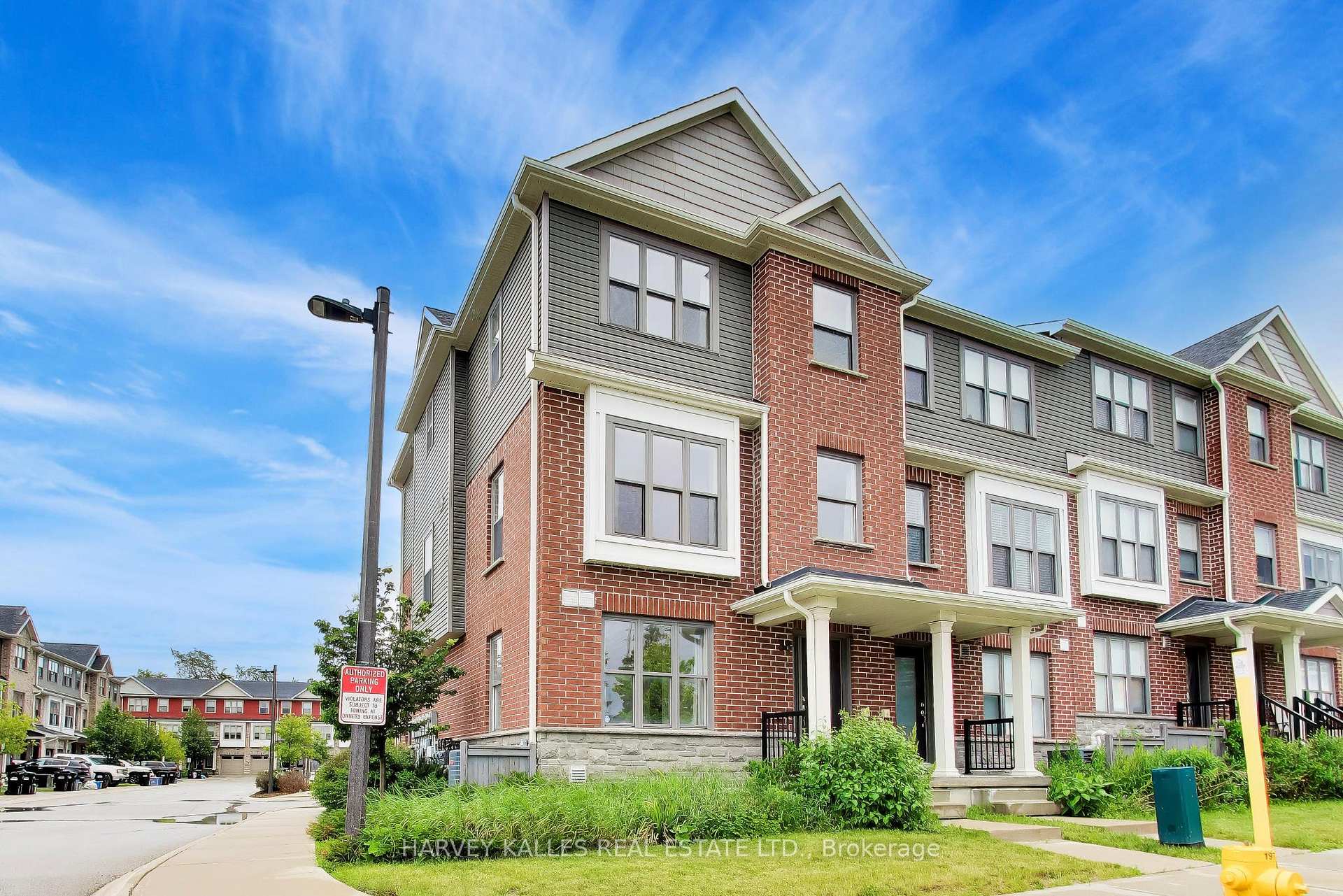 Photo 2 of Unit 38, 1 Leggott Avenue, Barrie, Painswick North — HOMEH