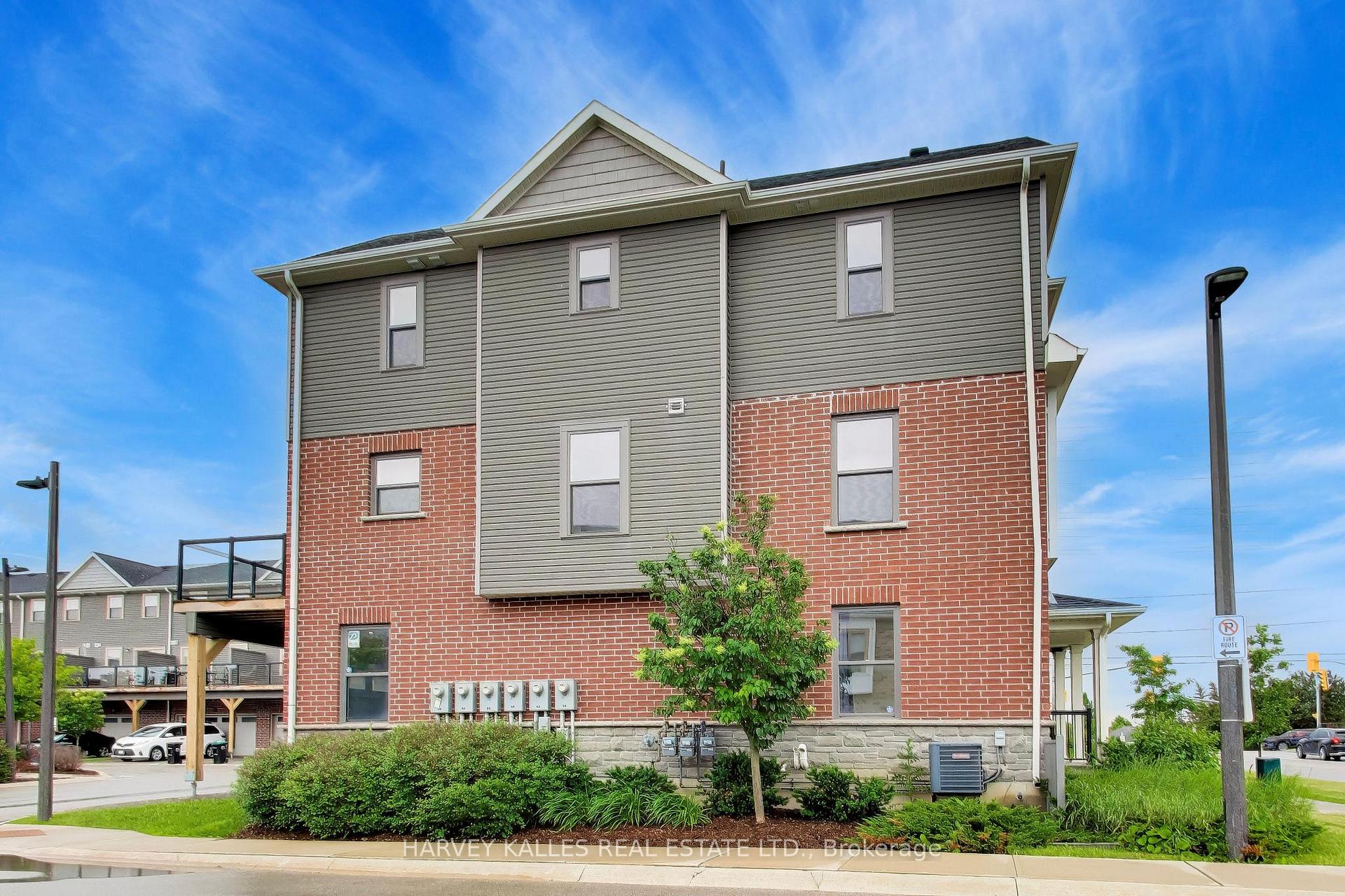 Photo 3 of Unit 38, 1 Leggott Avenue, Barrie, Painswick North — HOMEH