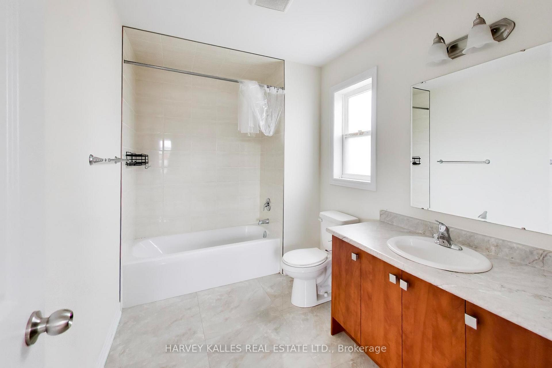 Photo 26 of Unit 38, 1 Leggott Avenue, Barrie, Painswick North — HOMEH