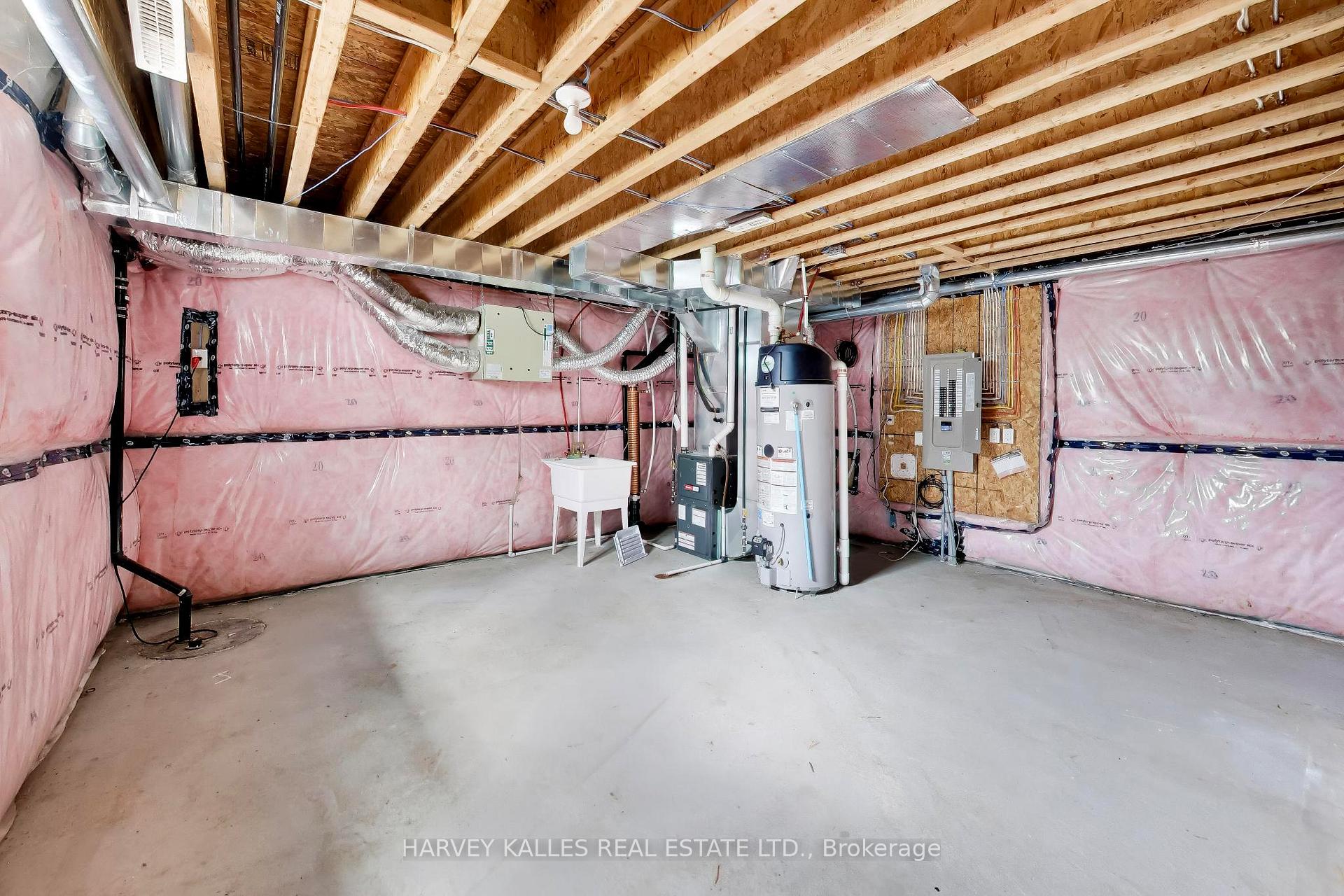 Photo 32 of Unit 38, 1 Leggott Avenue, Barrie, Painswick North — HOMEH