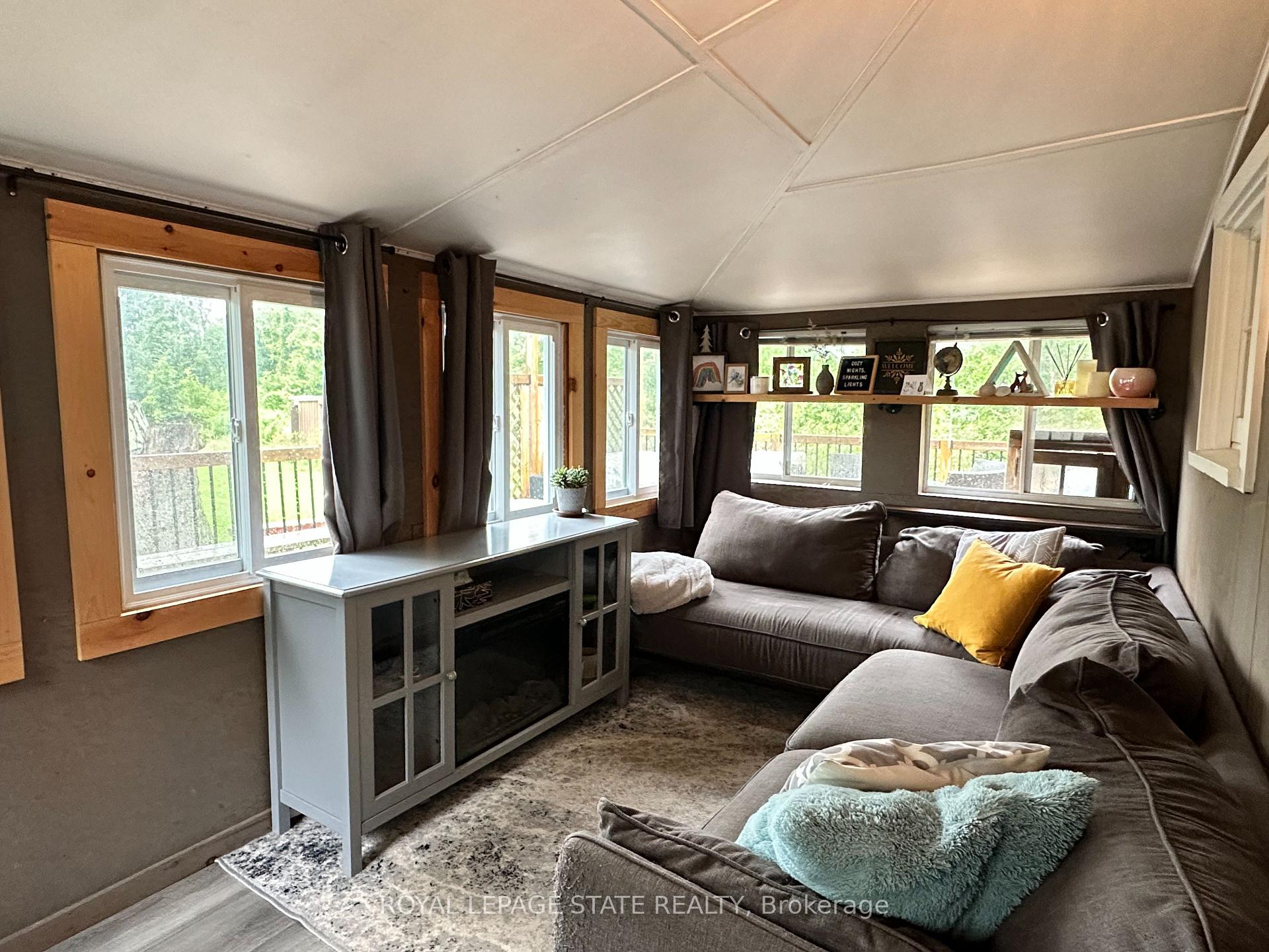 Photo 8 of 716 Sandy Bay Road, Haldimand, Dunnville — HOMEH